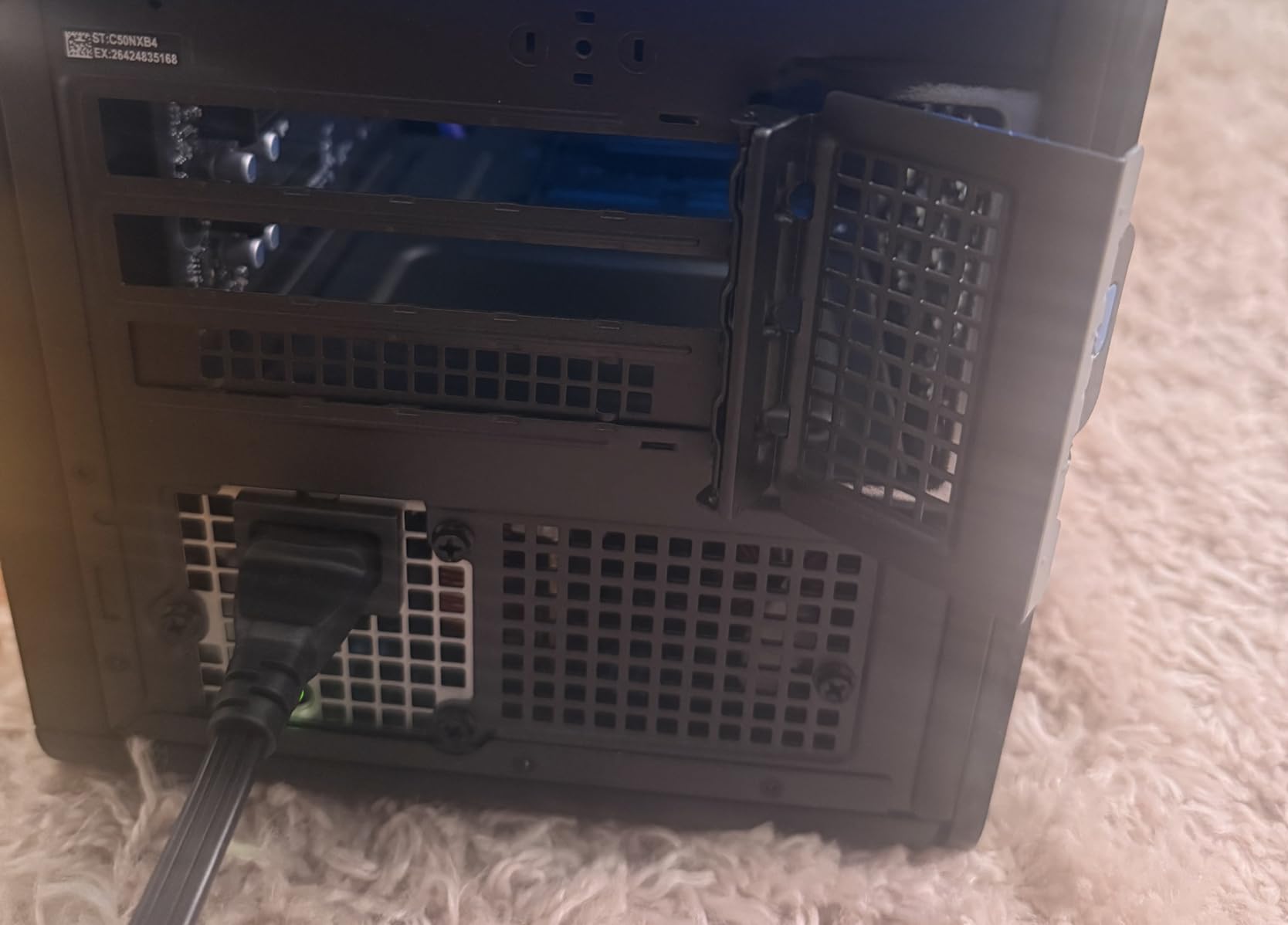 Alienware Aurora Gaming Desktop, RTX 5070, Intel Core Ultra 7 265F | 1TB SSD, 32GB DDR5, Wi-Fi 7, Bluetooth, Killer 2.5Gb Ethernet, Windows 11 Home, Wired Keyboard, ACT1250 customer photo 1