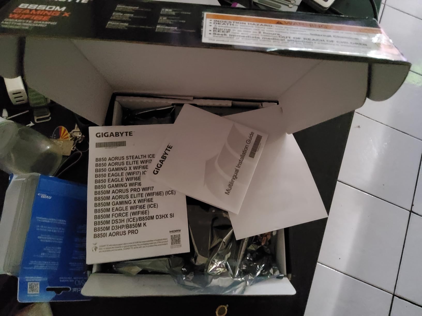 GIGABYTE B850M Gaming X WIFI6E AMD AM5 mATX Motherboard, Support AMD Ryzen 9000/8000/7000 Series, DDR5, 10+2+2 Power Phase, 2X M.2, PCIe 5.0, USB-C, WIFI6E, 2.5GbE LAN, EZ-Latch, 5-Year Warranty customer photo 2