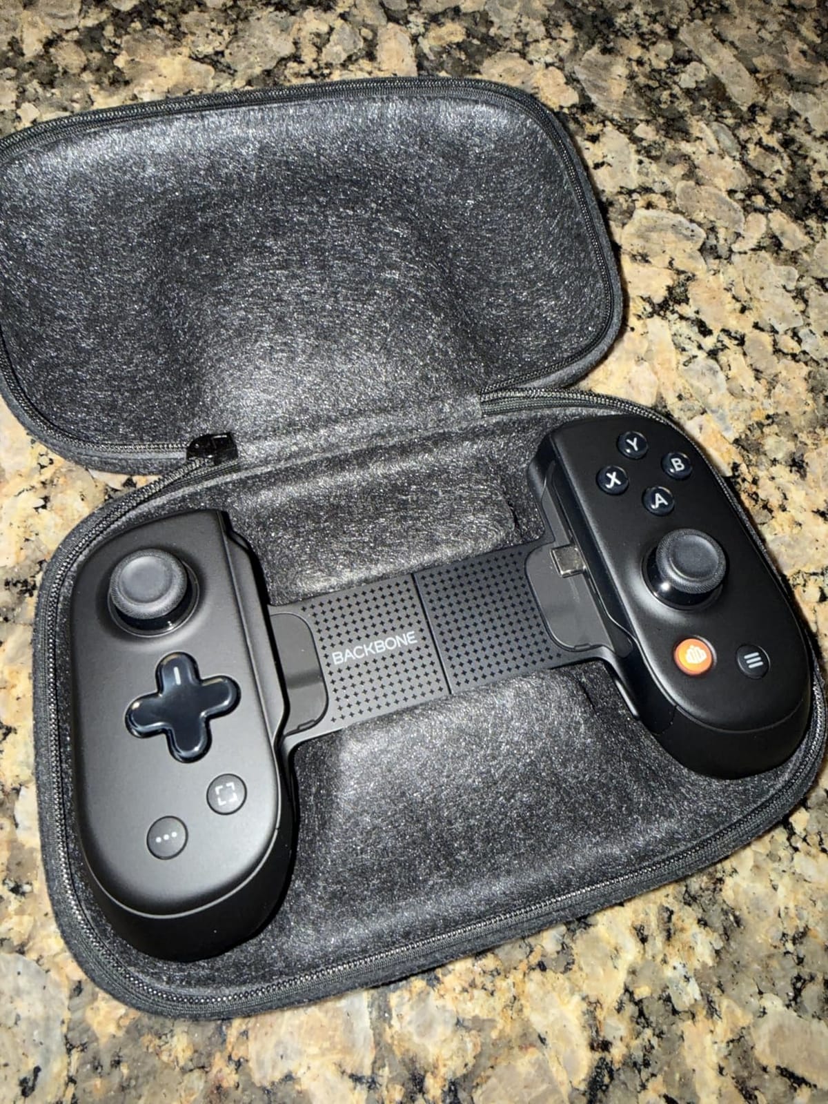 BACKBONE Pro Gaming Controller for iPhone 15/16/17 & Android, USB-C, Bluetooth, & Wired, Stream Xbox, Play Call of Duty, PlayStation via iOS Remote Play customer photo 2