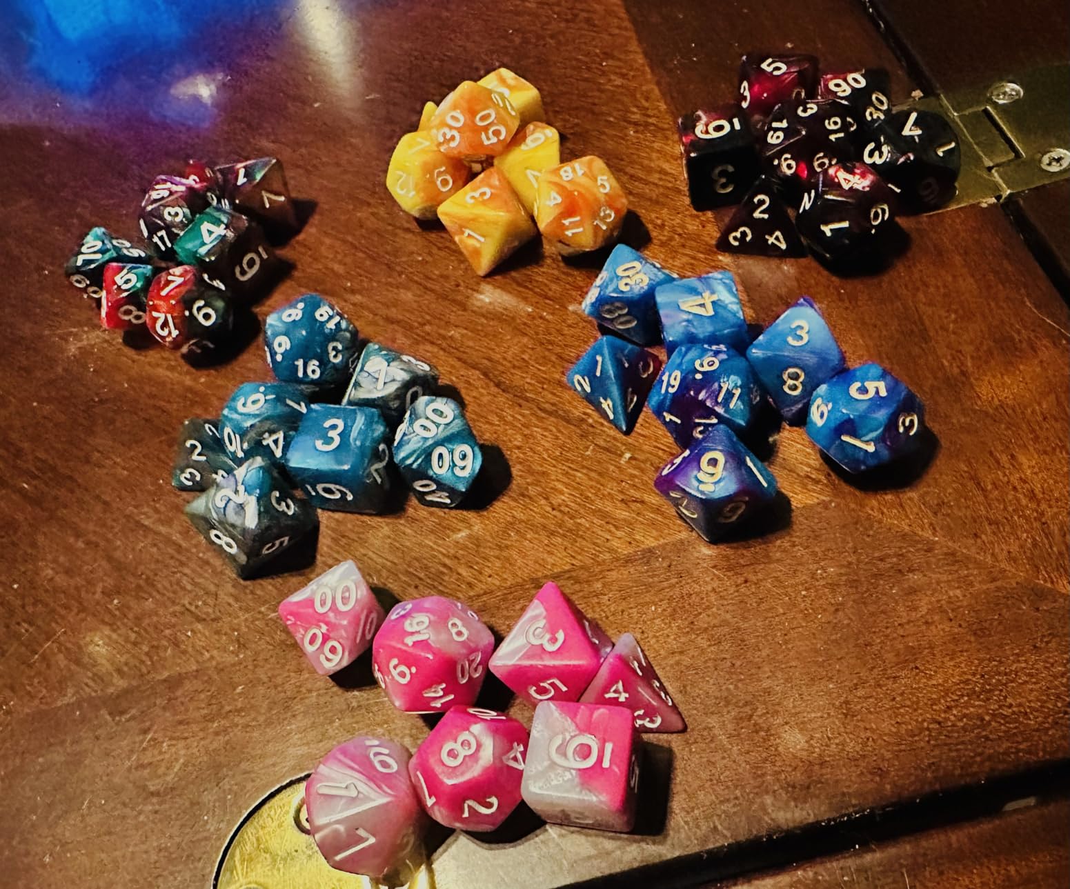 QMay 7 Sets Polyhedral Dice - 49 Pcs (7 X 7) DND Dice + 7 Drawstring Bags | 7 Colors D4 D6 D8 D10 D% D12 D20 customer photo 2