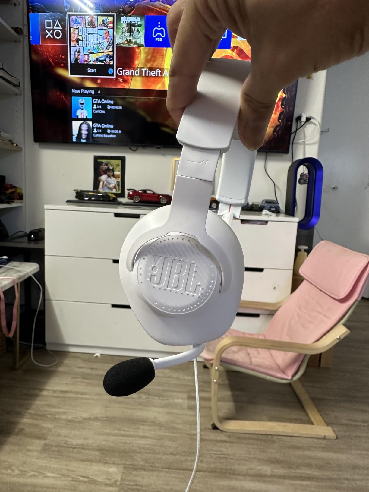 JBL Quantum 100M2 Wired Gaming Headset, Detachable Mic - Black | Memory Foam Ear Cushions And 3.5 Mm Jack Work With PC, PlayStation, Xbox, Nintendo Switch For Immersive PC Gaming Sessions customer photo 2