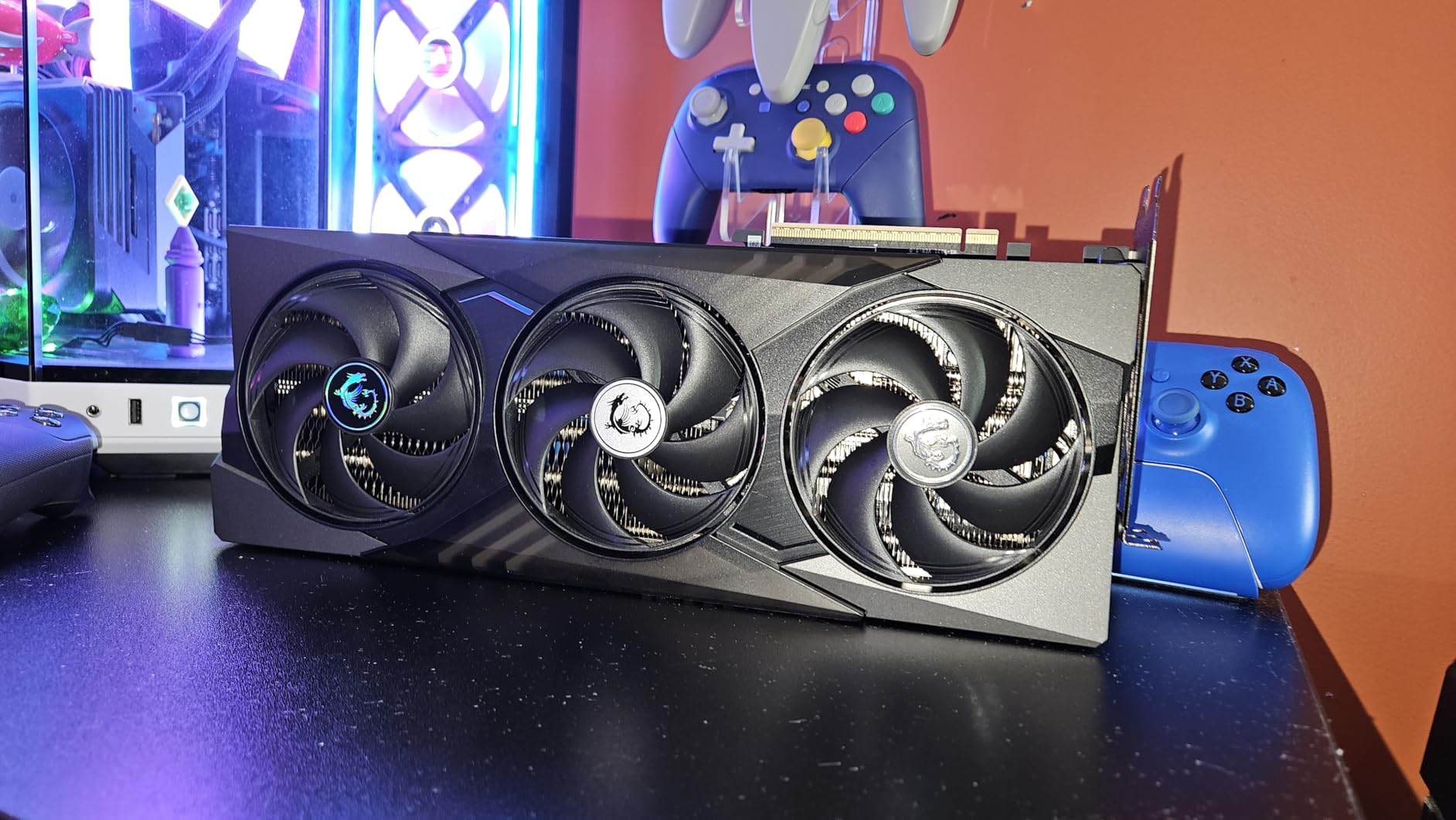 msi Gaming RTX 5080 16G Gaming Trio OC Graphics Card (16GB GDDR7, 256-bit, Extreme Performance: 2715 MHz, DisplayPort x 3 2.1a, HDMI 2.1b, NVIDIA Blackwell Architecture) customer photo 1