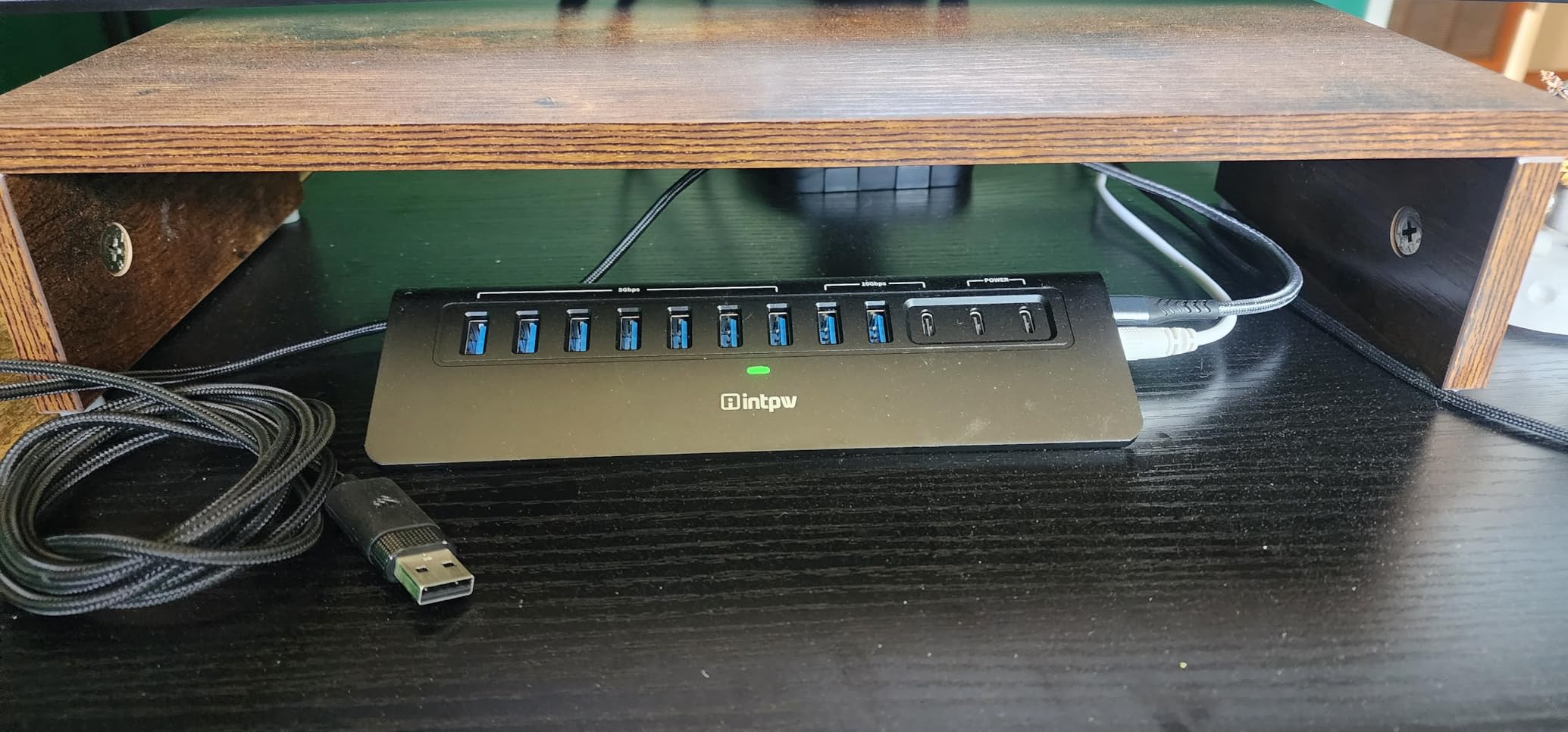 Powered USB Hub 10Gbps, intpw 9-Port USB 3.2 Hub, USB C Hub with USB A/USB C 3.2, 4 USB 3.0, 2 PD 45W Charging Ports, 65W Power Adapter and 3.3FT Cable, Aluminum USB Hub for PC,Laptop,iPhone 17/16/15 customer photo 1
