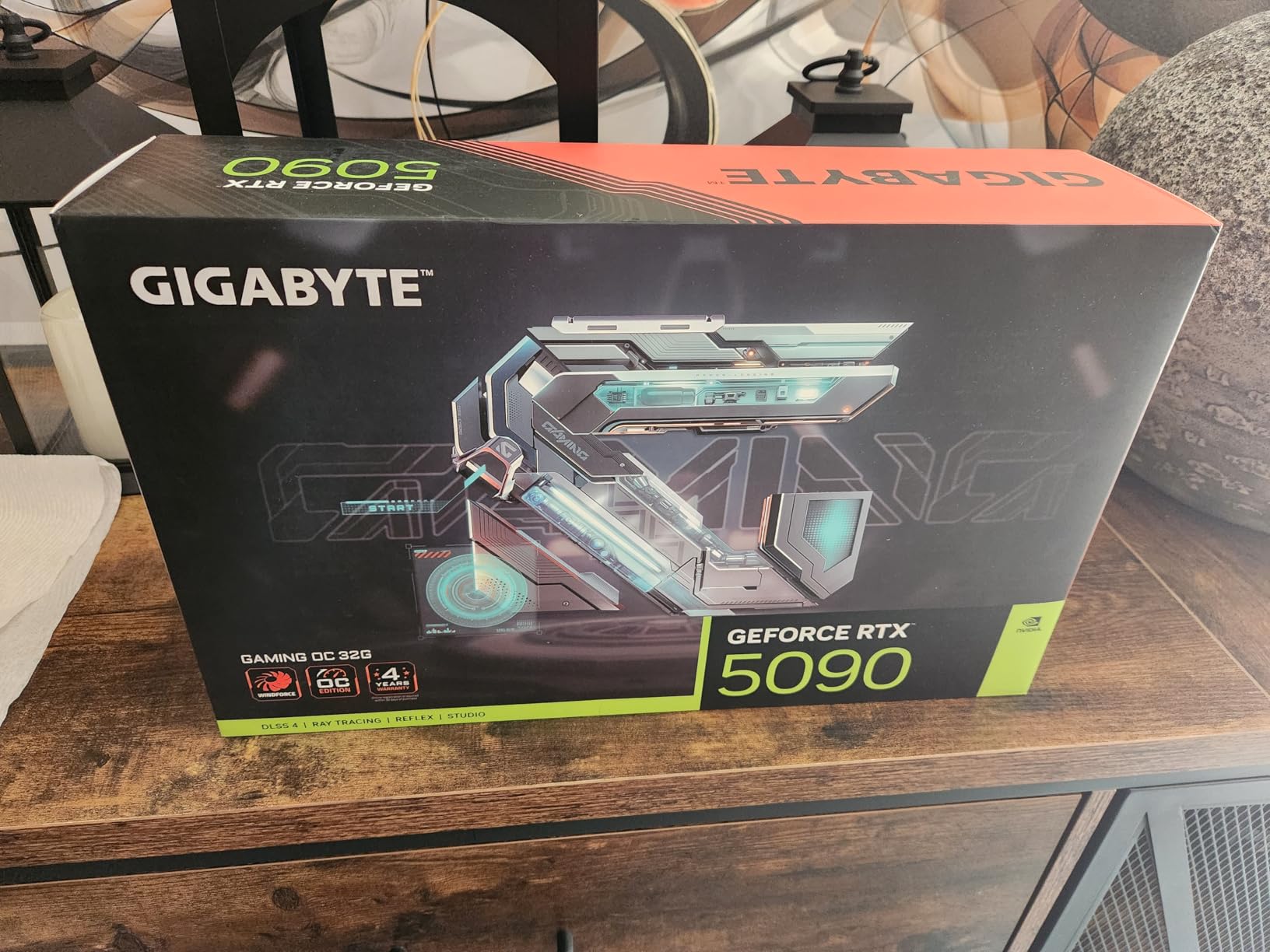 Gigabyte GeForce RTX 5090 Gaming OC 32G Graphics Card - 32GB GDDR7, 512bit, PCI-E 5.0, 2550MHz Core Clock, 3 x DP 2.1a, 1 x HDMI 2.1b, NVIDIA DLSS 4, GV-N5090GAMING OC-32GD customer photo 2
