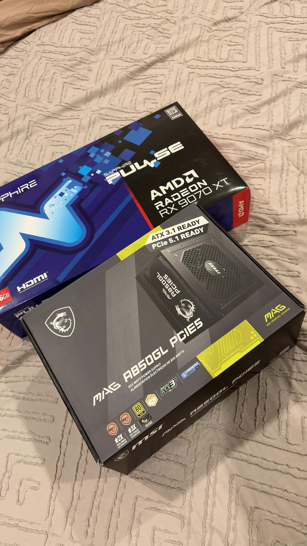 Sapphire Pulse AMD Radeon RX 9070 XT Gaming Graphics Card with 16GB GDDR6, AMD RDNA 4 customer photo 2