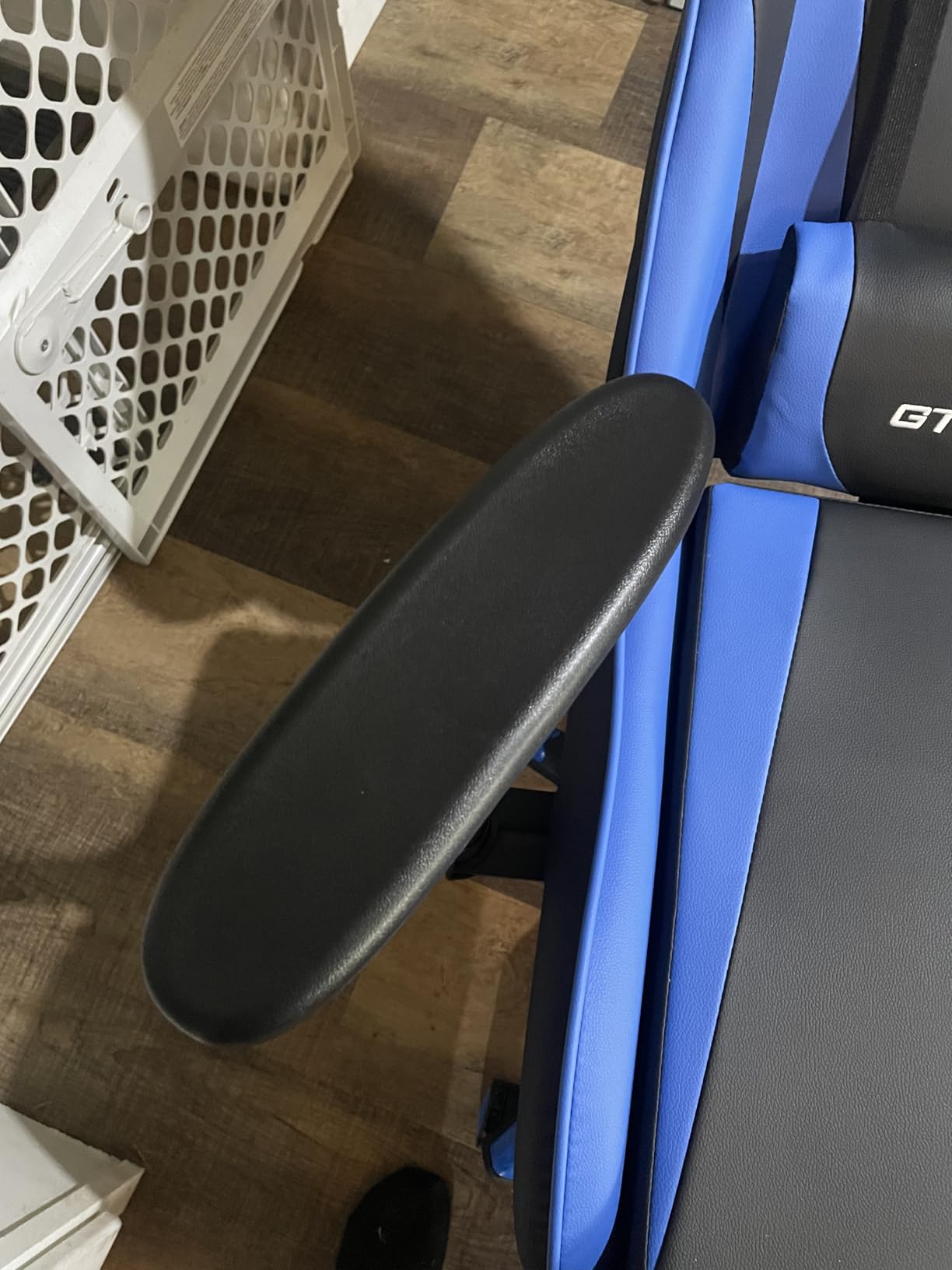 GTPLAYER Gaming Chair with Footrest, Ergonomic Computer Game Desk Chair, Reclining Gamer Chair Seat Height Adjustment, Swivel Rocker with Headrest and Lumbar (Blue) customer photo 1