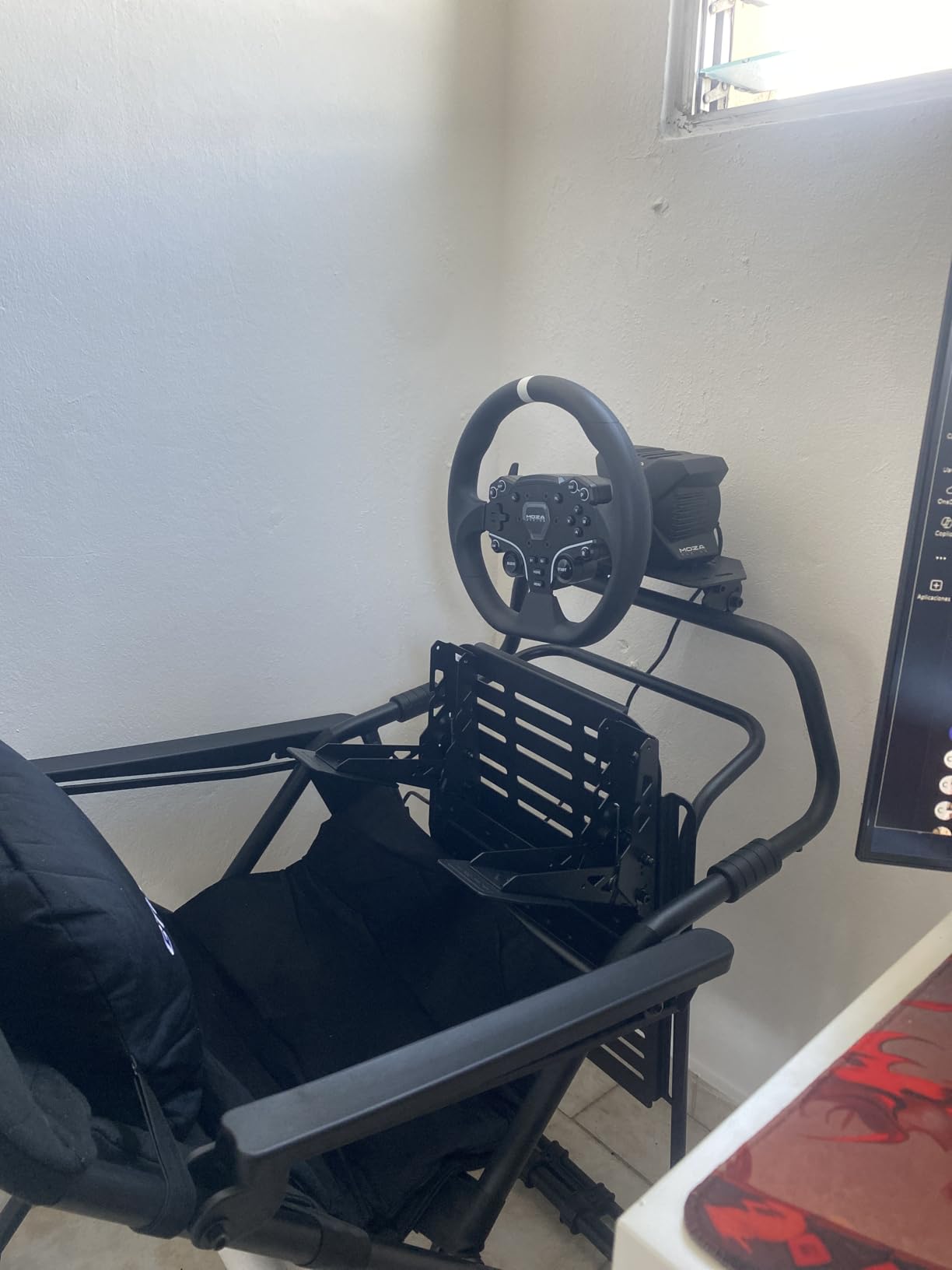 MOZA R3 Racing Wheel & Pedals Bundle Direct Drive Car Simulator Kit for PC | incl. R3 3.9Nm DD Servo Base, 11-inch ES Lite Racing Wheel, SR-P Lite Pedals, Table Clamp customer photo 1