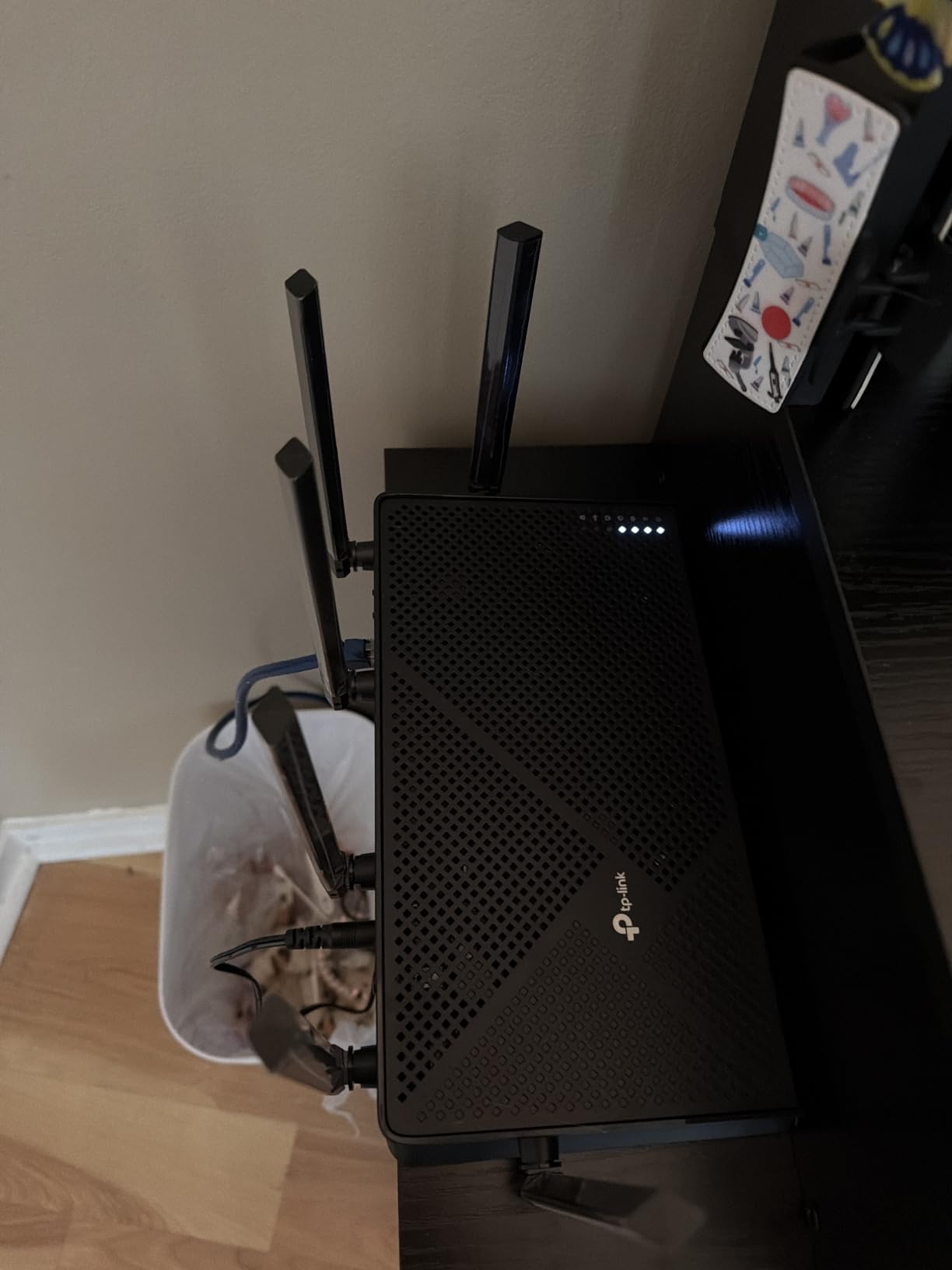 TP-Link BE6500 Dual-Band WiFi 7 Router (BE400) customer photo 2