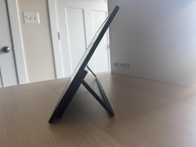 EVICIV Portable Monitor 18.5'' 120Hz, 125% sRGB FreeSync 1ms Gaming Monitor | 350Nits | USB-C & MINI HDMI | VESA & Stand | Large Travel External Second Screen for Laptop, Computer, Game Consoles customer photo 1
