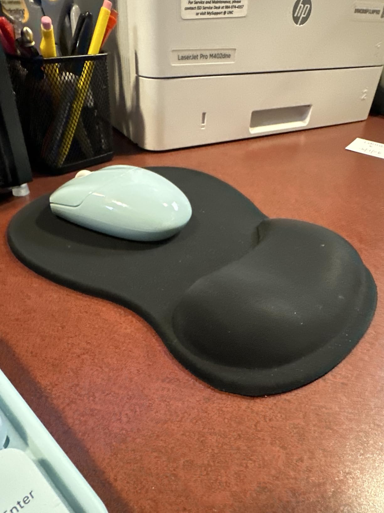EooCoo Mouse Pad with Gel Wrist Rest, Ergonomic Mousepad Wrist Alignment | Middle Concave Design for Natural Wrist Alignment, Non-Slip Base Mousepad, Carpal Tunnel Relief, Office Desk Accessories customer photo 1