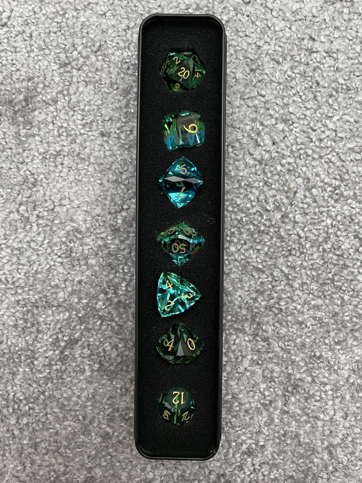 DNDND 7-Piece Glass Dice Set D&D- Multifaceted RPG Dice Set for DND, Tabletop Gaming, Collectors | Premium Gift Box & Durable Design (Dark Purple) customer photo 1