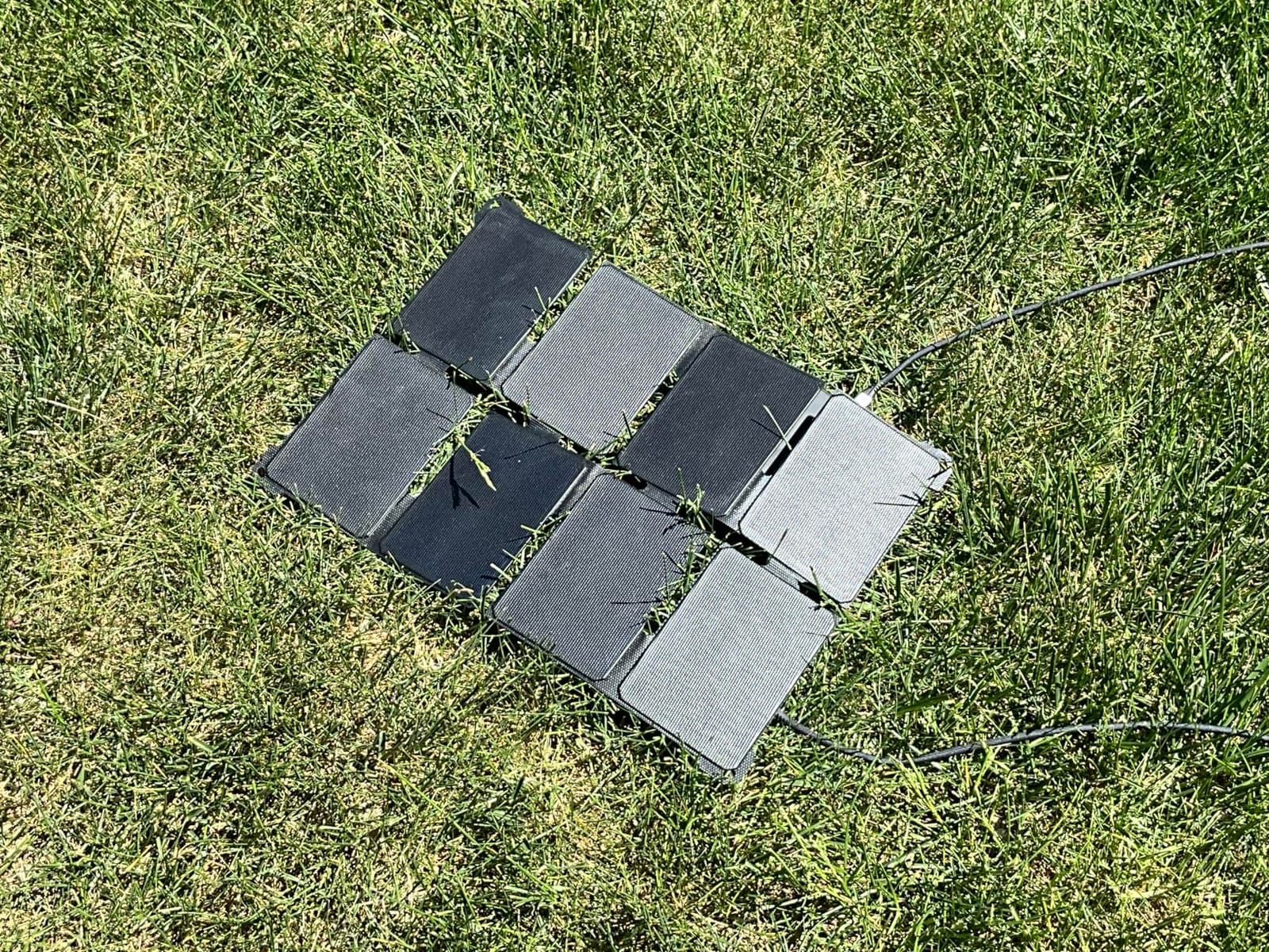 [Upgraded] BigBlue Ultra-Light Portable 25W Solar Panel Charger with USB-A and USB-C Ports, 0.84 lbs Pocket-Size IP68 Waterproof, Folded Solar Panel Compatible with Cellphone, Power Bank, Camping Light customer photo 2