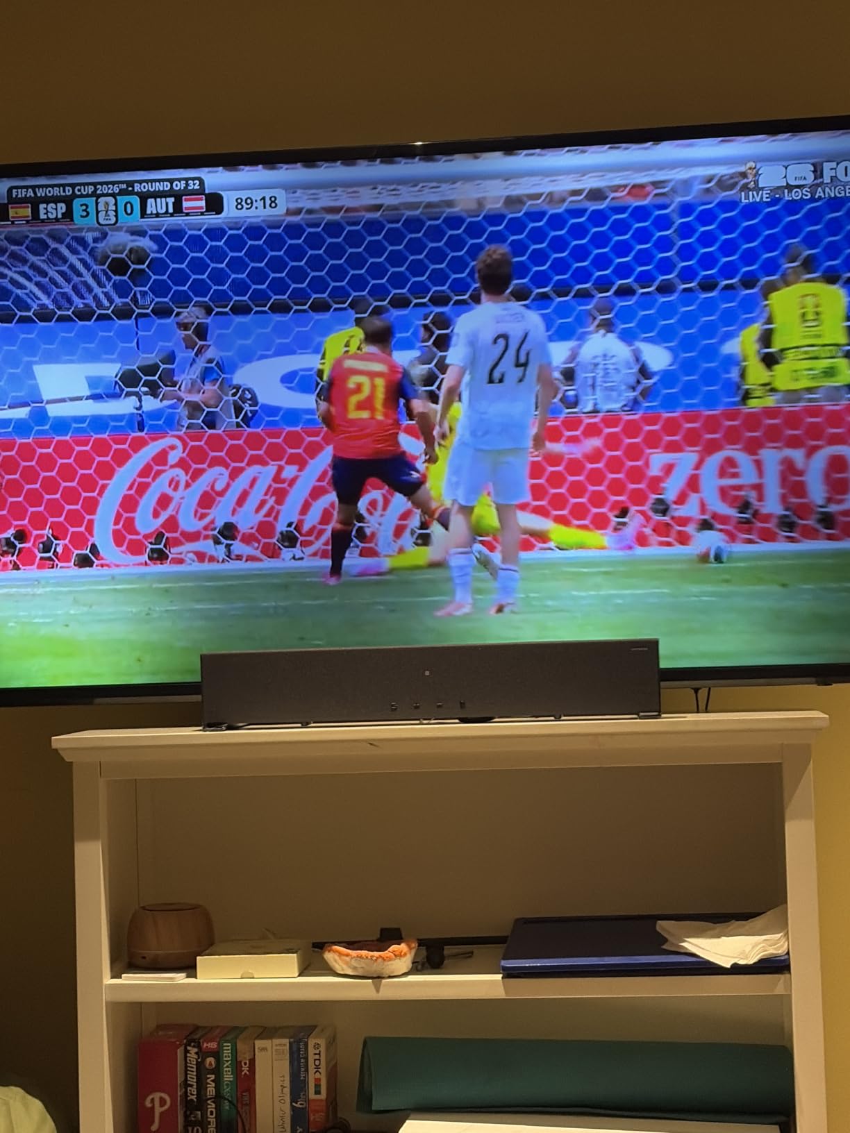 Samsung B-Series Soundbar HW B400F 2.0 ch with Built in Subwoofer (2025 Model) customer photo 1