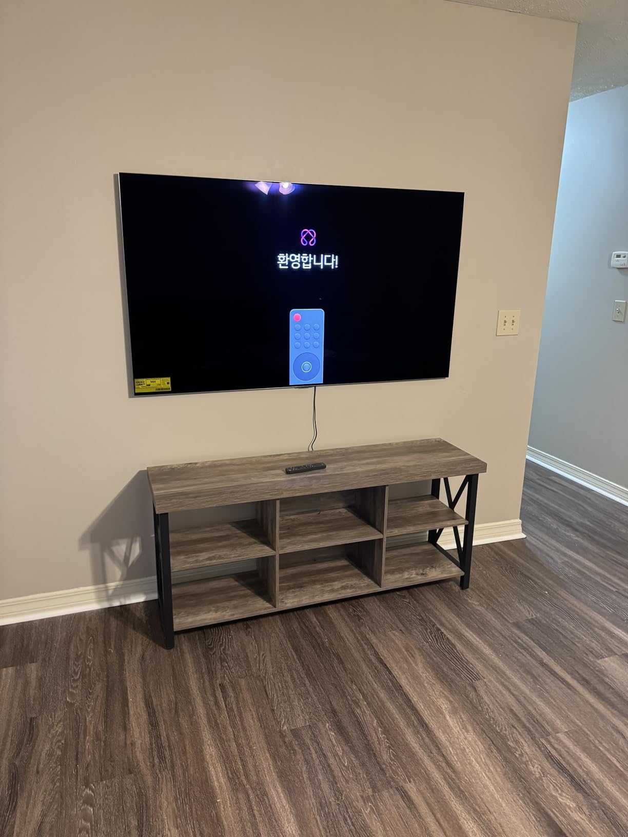 LG 65-Inch Class OLED evo AI Super Upscaling 4K G5 Series Smart TV w/Dolby Atmos, Vision, HDR10, Filmmaker Mode, Wow Orchestra, Alexa Built-in (OLED65G5WUA, 2025) customer photo 2