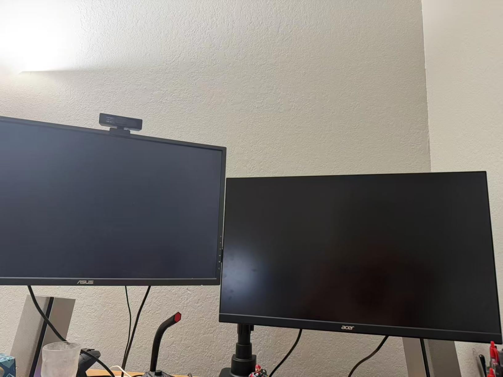 Heavy Duty Dual Monitor Arm for 17-49 inch Screens, Vertical Stack, 44lbs | 19.69 inch Overall Height, Flexible Screen Layouts, Pro Gas Spring, VESA 75/100, Full-Motion Adjustment, Easy Cable Management customer photo 1