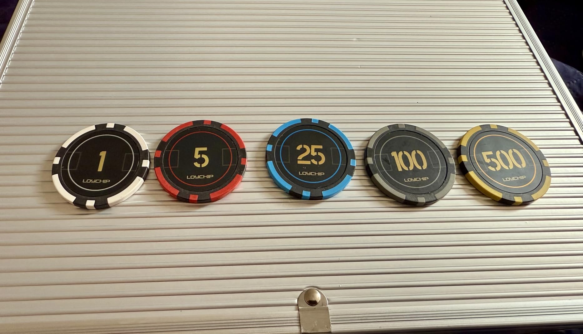 300pc Poker Chip Set 11.5g Numbered Aluminum Case Texas Hold'em customer photo 2