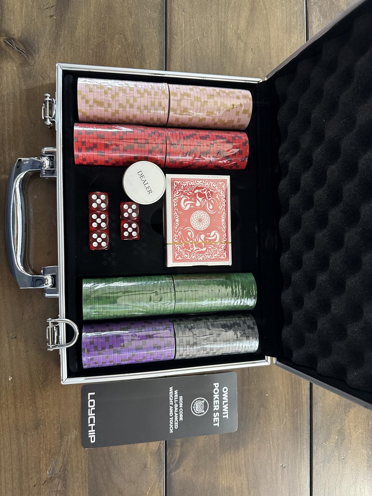 300 pcs Poker Chips Set 14g Clay Composite Denominations Case | 2-8 players with numbered values 1/5/25/100/500, 2 decks, 5 dice, Blackjack and card game nights customer photo 2