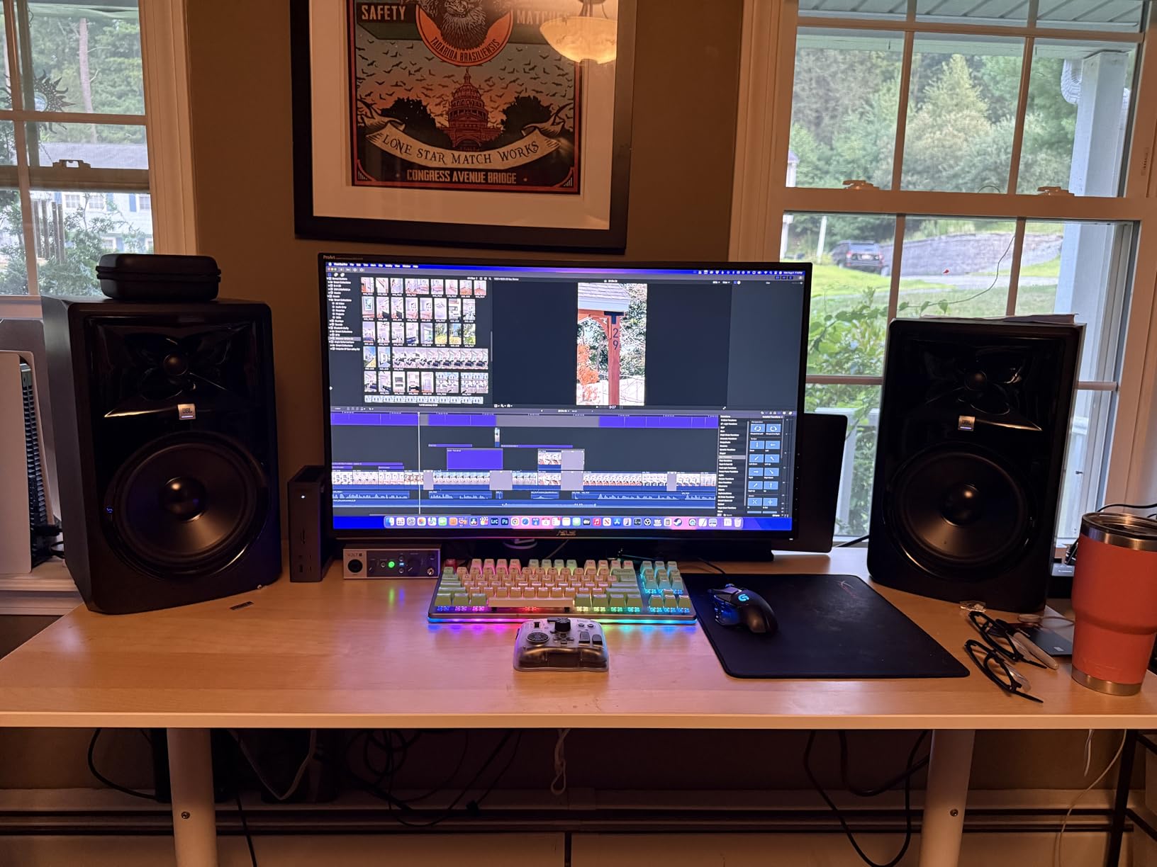 CalDigit TS5 Plus - Thunderbolt 5 Dock - 20 Port, 10Gb Ethernet, 140W dedicated host Charging, TBT-5 x 3, USB 10Gb/s x10, Dual USB Controllers, Up to Two 8K 60Hz Displays, 1.0m Braided Cable, 330W PSU customer photo 1