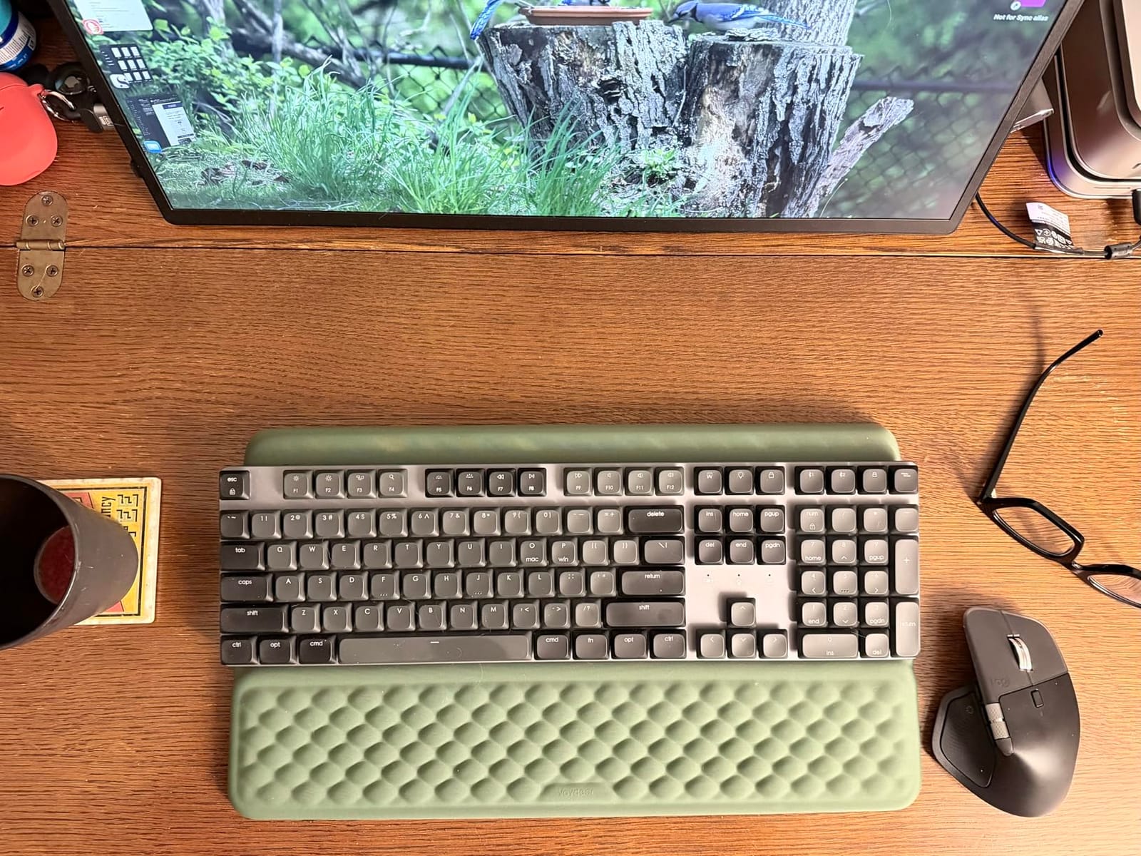 Vaydeer Wrist Rest with Keyboard Stand Computer Ergonomic Wrist Support Pad | Keyboard Riser Holder Lifter Tray with Wrist Pad, Soft Memory Foam Desk Cushion, Palm Hand Typing for Office Home School customer photo 1
