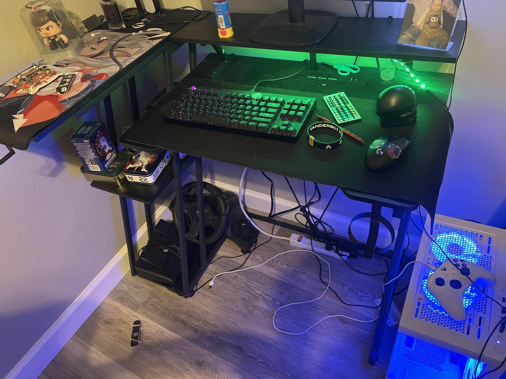 Korfile 40 Inch Gaming Desk with Power Outlet & LED Lights, L Shaped Computer Gaming Table with 3 Tiers Storage Shelves, Corner Gamer Desk with Monitor Stand for Small Space, Carbon Fiber Black customer photo 2