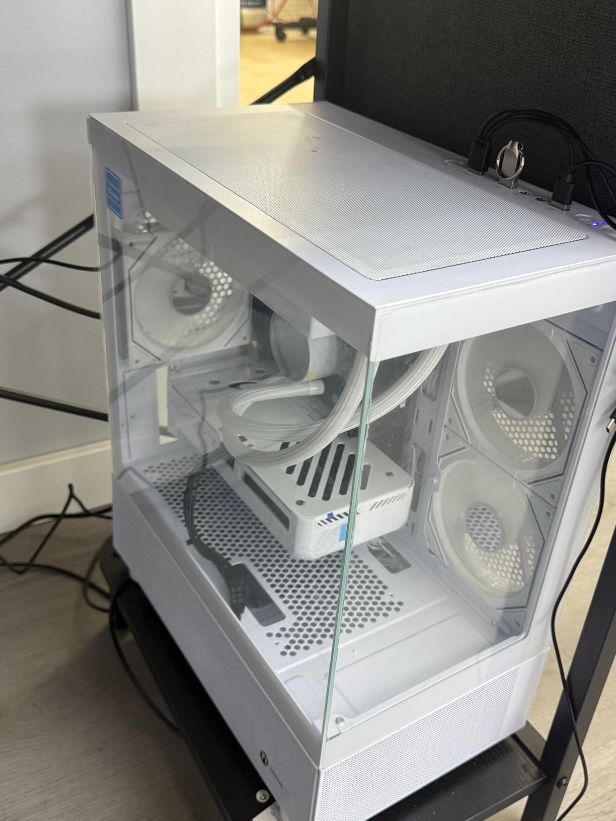 Prebuilt Gaming PC AMD Ryzen 7 5700X RTX 5060 8GB, 32GB DDR4 RAM, 1TB Gen4 NVMe M.2 SSD, 600W PSU, WiFi Ready & Windows 11 Home Gaming Desktop Computer, White customer photo 1