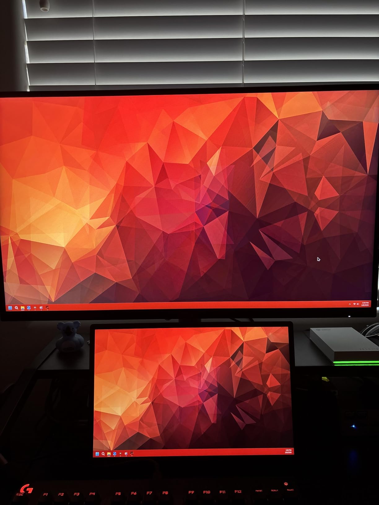 KTC 27 Inch Mini LED Gaming Monitor - 1440P Monitor 180Hz, HDR 1400, M27T6 customer photo 2