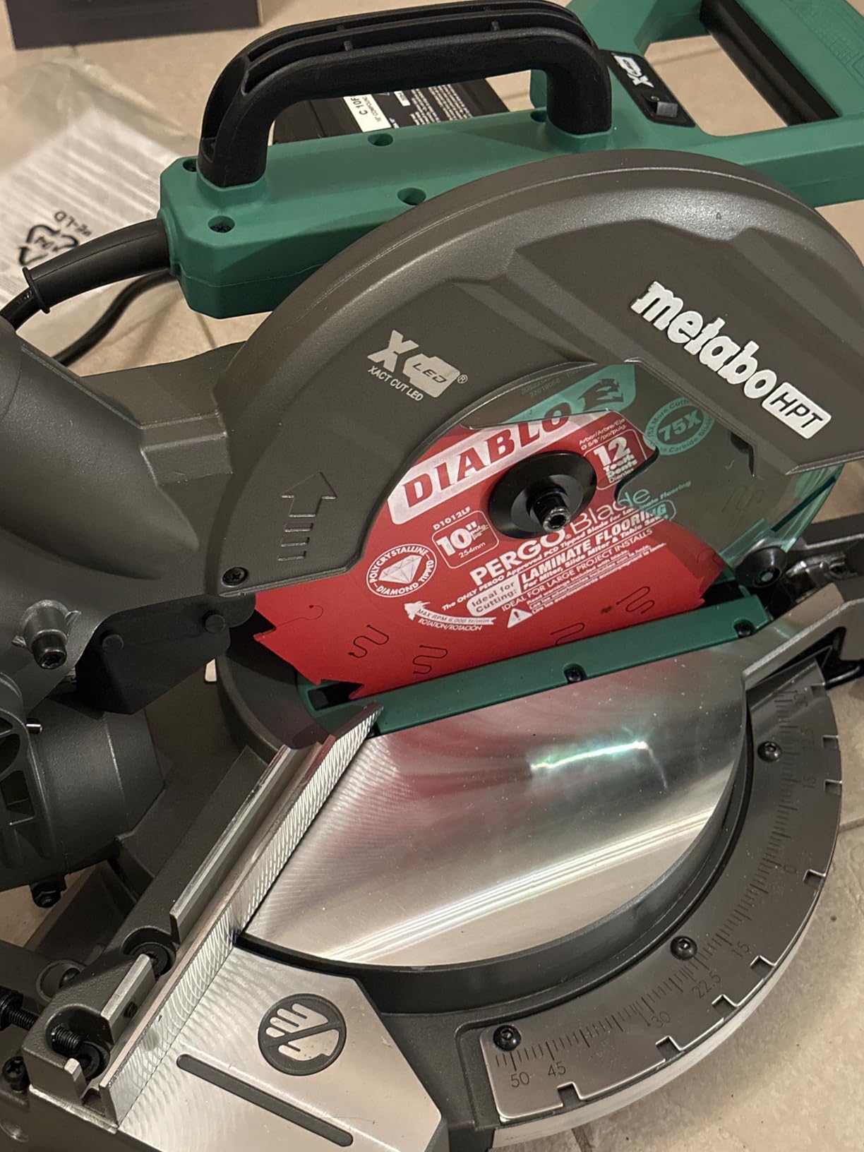 Metabo HPT 10-Inch Single Bevel Compound Miter Saw, 15-Amp with Xact Cut Shadow Line customer photo 2