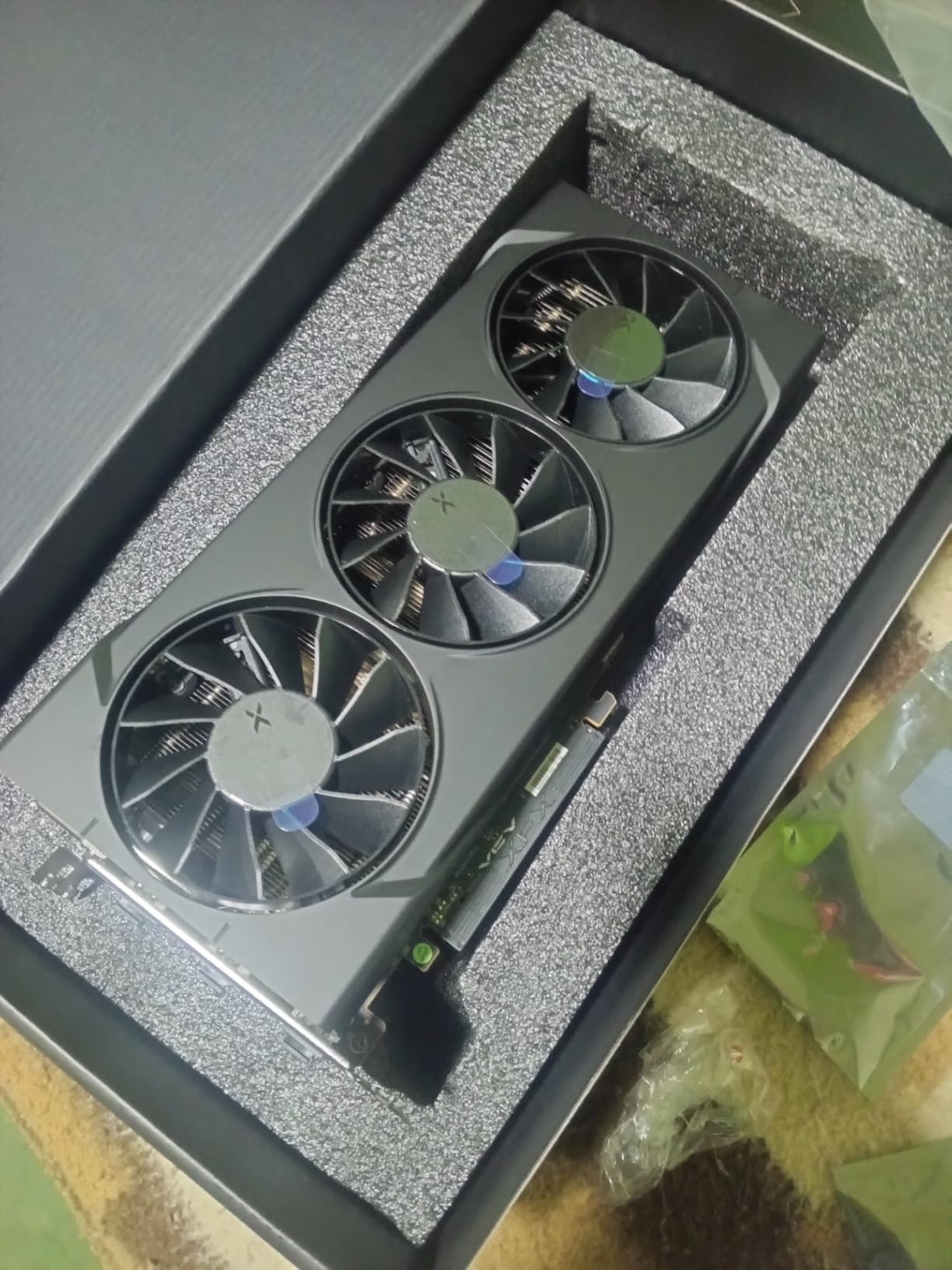 XFX Swift AMD Radeon RX 9060 XT OC Triple Fan Gaming Edition 16GB GDDR6 Graphics Card customer photo 2