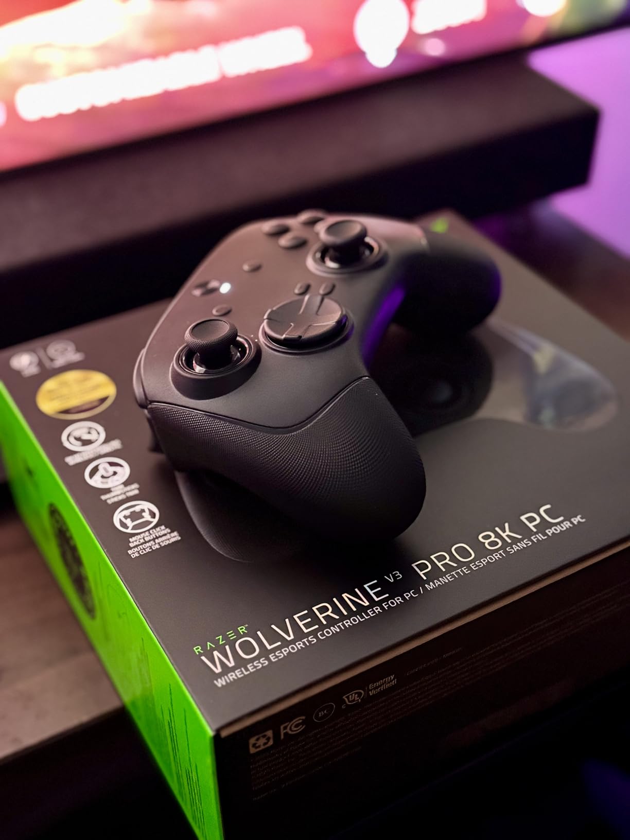 Razer Wolverine V3 Pro 8K PC Wireless Gaming Controller, Black customer photo 1