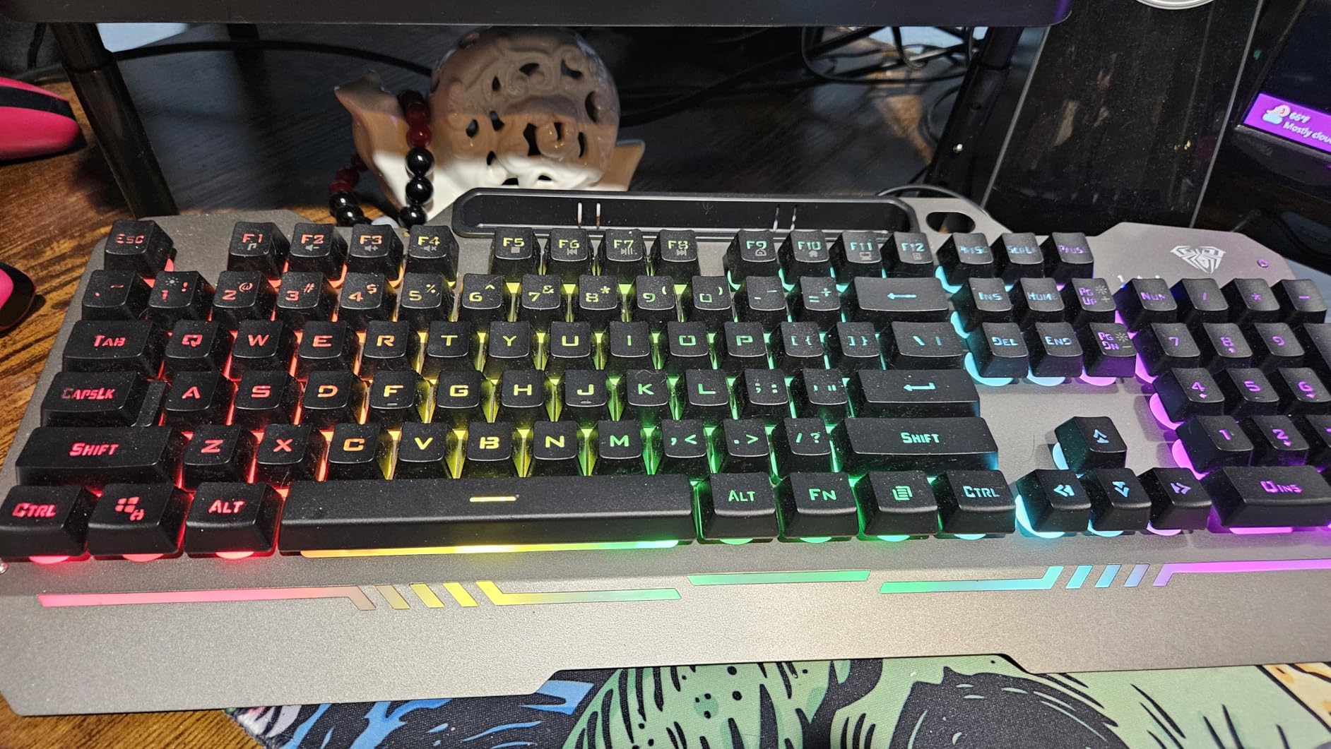 AULA Gaming Keyboard, T102 104 Keys Keyboard and Mouse Combo, USB Wired Computer Keyboards Mechanical Feel Full Size, RGB Backlit for PC/Laptop Gaming or Working/Office (White) customer photo 2