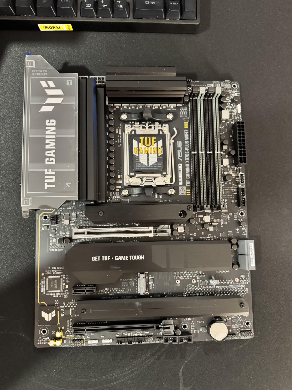 TUF Gaming X870E-PLUS WIFI7 AMD X870E ATX Motherboard with 16+2+1 80A Power Stages, DDR5 Support with AEMP, PCIe 5.0 x16 with PCIe Slot Q-Release Slim, Four M.2 Slots, WiFi 7 with ASUS WiFi Q-Antenna customer photo 2