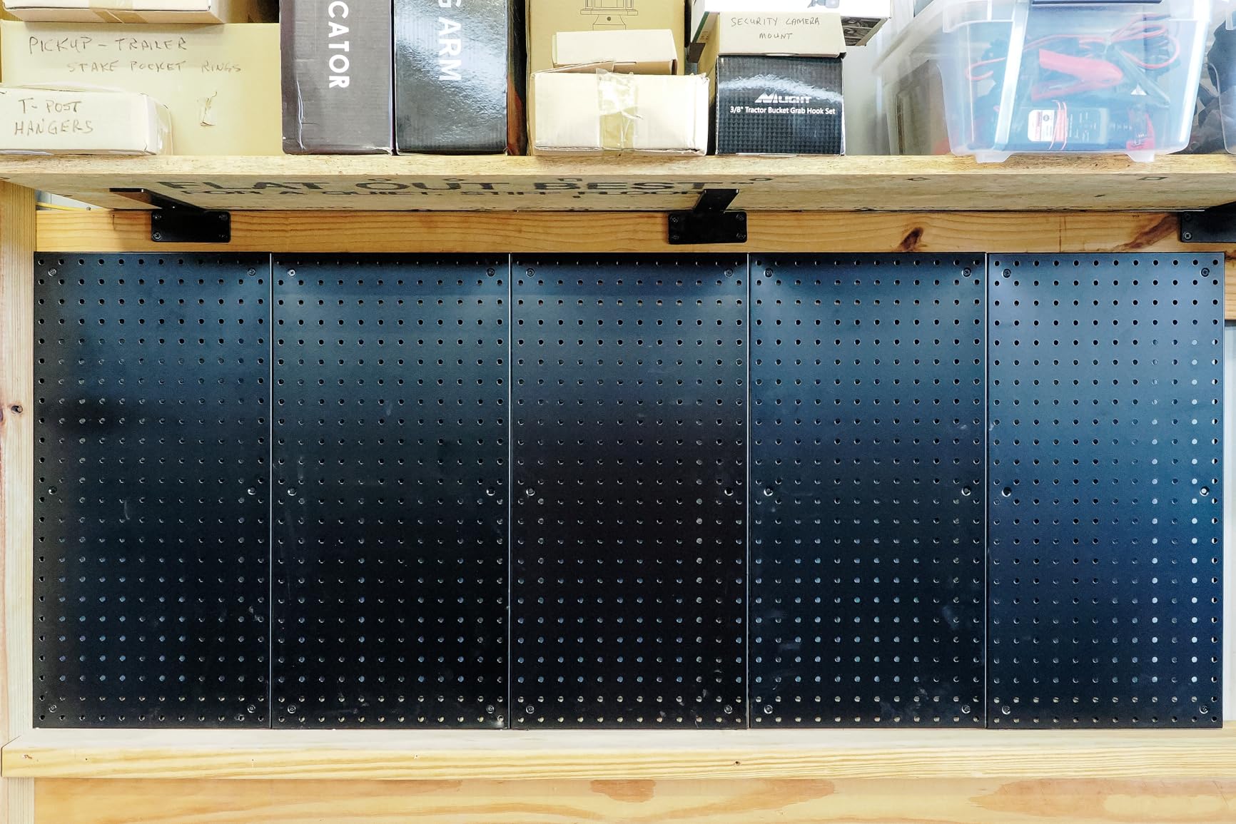 Metal Peg Board Kit with 1/4