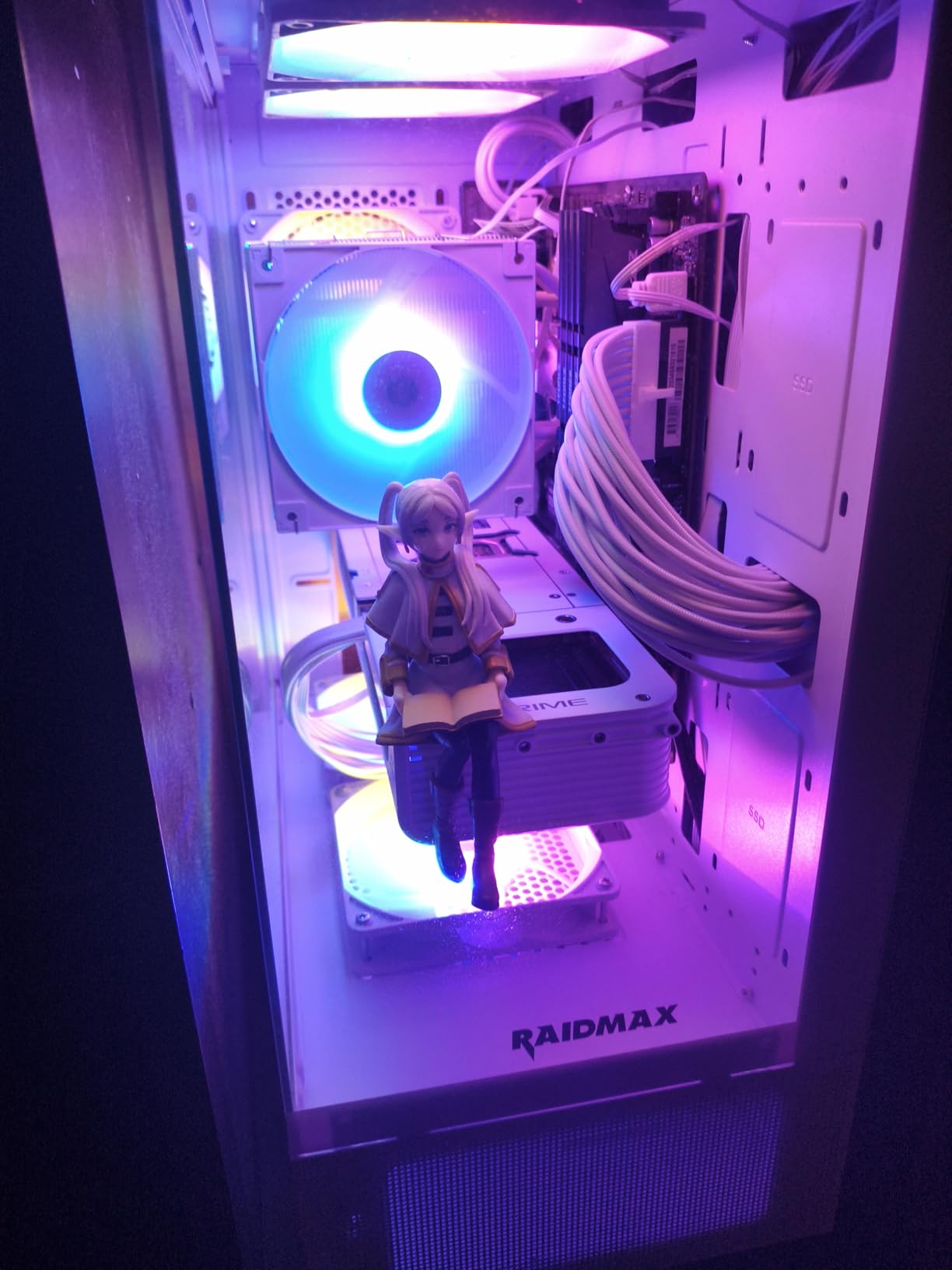 ASUS Prime GeForce RTX 5070 12GB GDDR7 White OC Edition Gaming Graphics Card customer photo 1