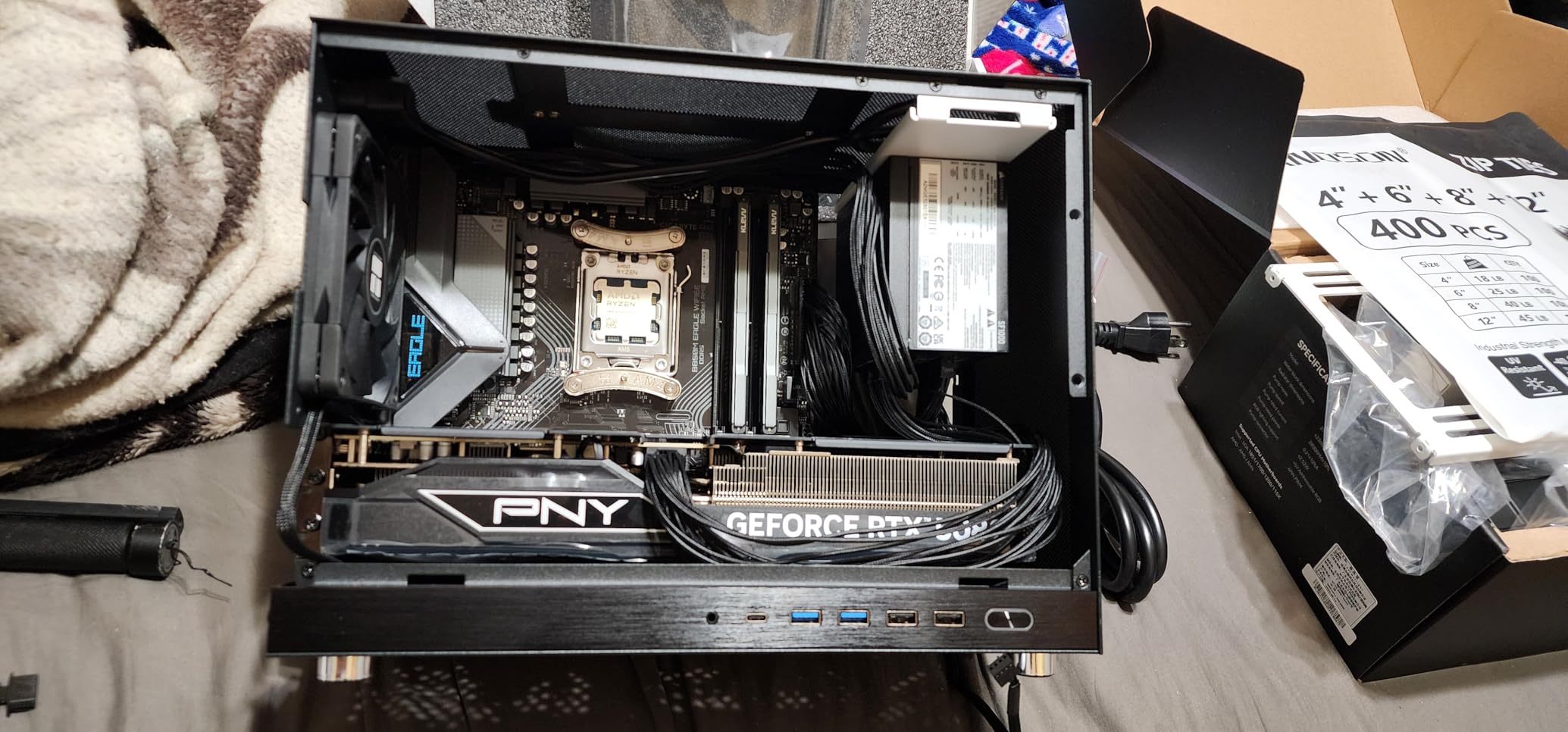 GIGABYTE B850M Eagle WIFI6E AMD AM5 mATX Motherboard, Support AMD Ryzen 9000/8000/7000 Series, DDR5, 8+2+2 Power Phase, 2X M.2, PCIe 5.0, USB-C, WIFI6E, 2.5GbE LAN customer photo 2