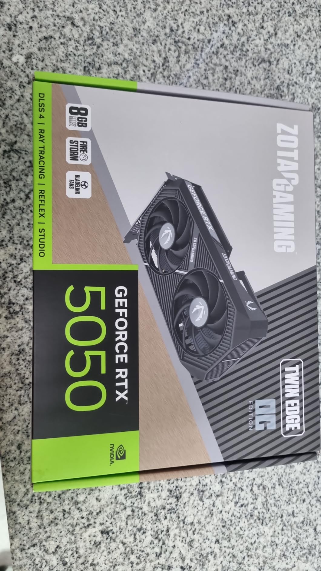 ZOTAC Gaming GeForce RTX 5050 Twin Edge OC DLSS 4 8GB GDDR6 128-bit 20 Gbps PCIE 5.0 Gaming Graphics Card, SFF-Ready Compact Card, ZT-B50500H-10M customer photo 1
