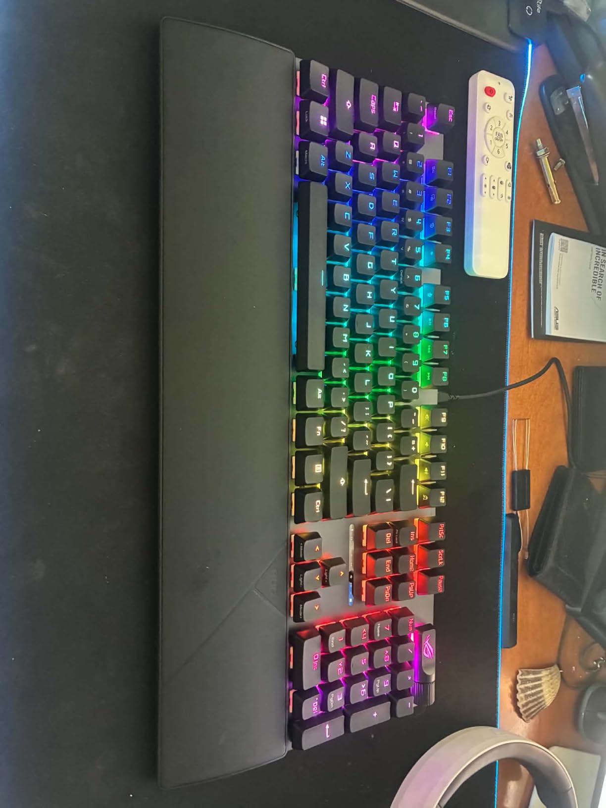 ROG Strix Scope II X Wired USB Mechanical Gaming Keyboard - 100% Full-Size, Hot Swappable Pre-lubed ROG NX Snow V2 Linear Switches, PBT Keycaps, RGB, PC/Mac Support - Black customer photo 1