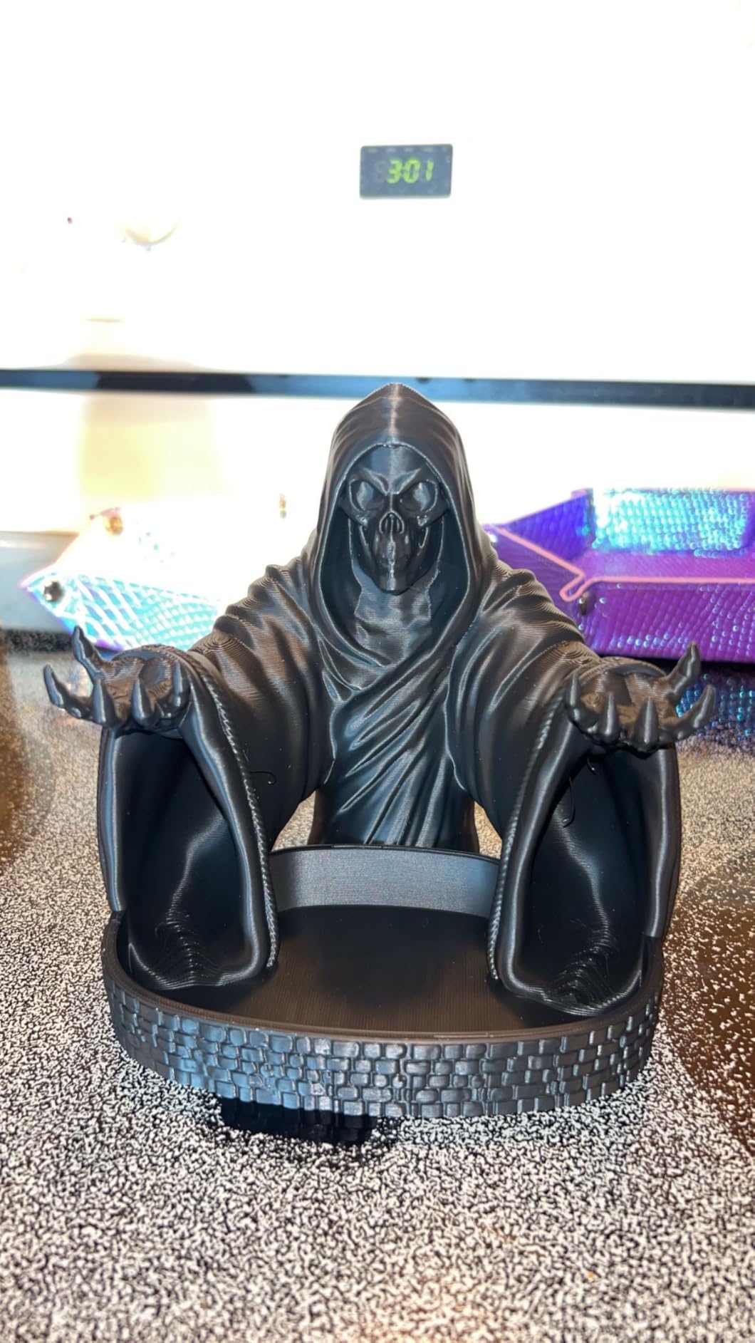MunnyGrubbers - Grim Reaper Dice Tower - Original Design - (Random 7PCS D20 Dice Set Included) - Tabletop Roleplaying Game - Dice Roller - Dungeons and Dragons customer photo 1