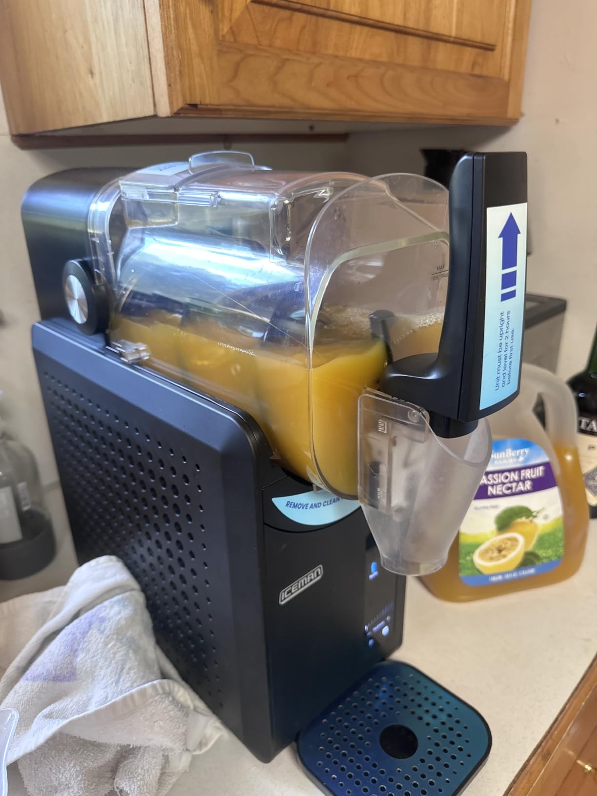 Iceman by Chefman Slush-Ease MAX 90oz Slushie Machine, 64oz Liquid Capacity Frozen Drink Maker & Slushy Machine with 5 Presets and LED Display customer photo 2