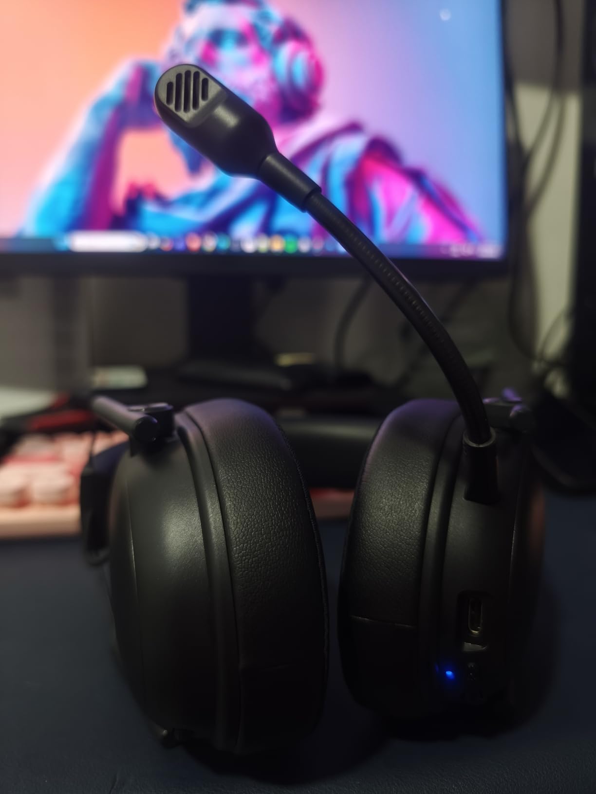 Razer BlackShark V3 X HyperSpeed Wireless PC Gaming Headset customer photo 2