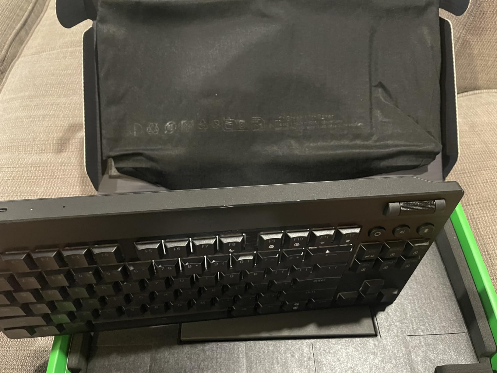 Razer BlackWidow V4 Low Profile TKL HyperSpeed Wireless Gaming Keyboard customer photo 2