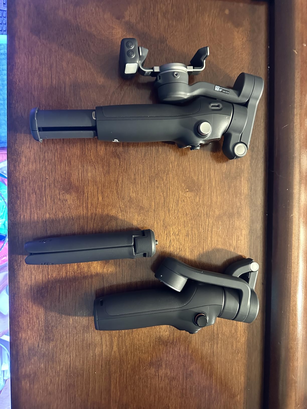 DJI Osmo Mobile 8 Gimbal Stabilizer for Phone, 3-Axis Stabilization | AI Native Tracking with Audio & Lighting, 360° Pan Rotation, Built-in Extension Rod & Tripod, 10h Battery customer photo 2