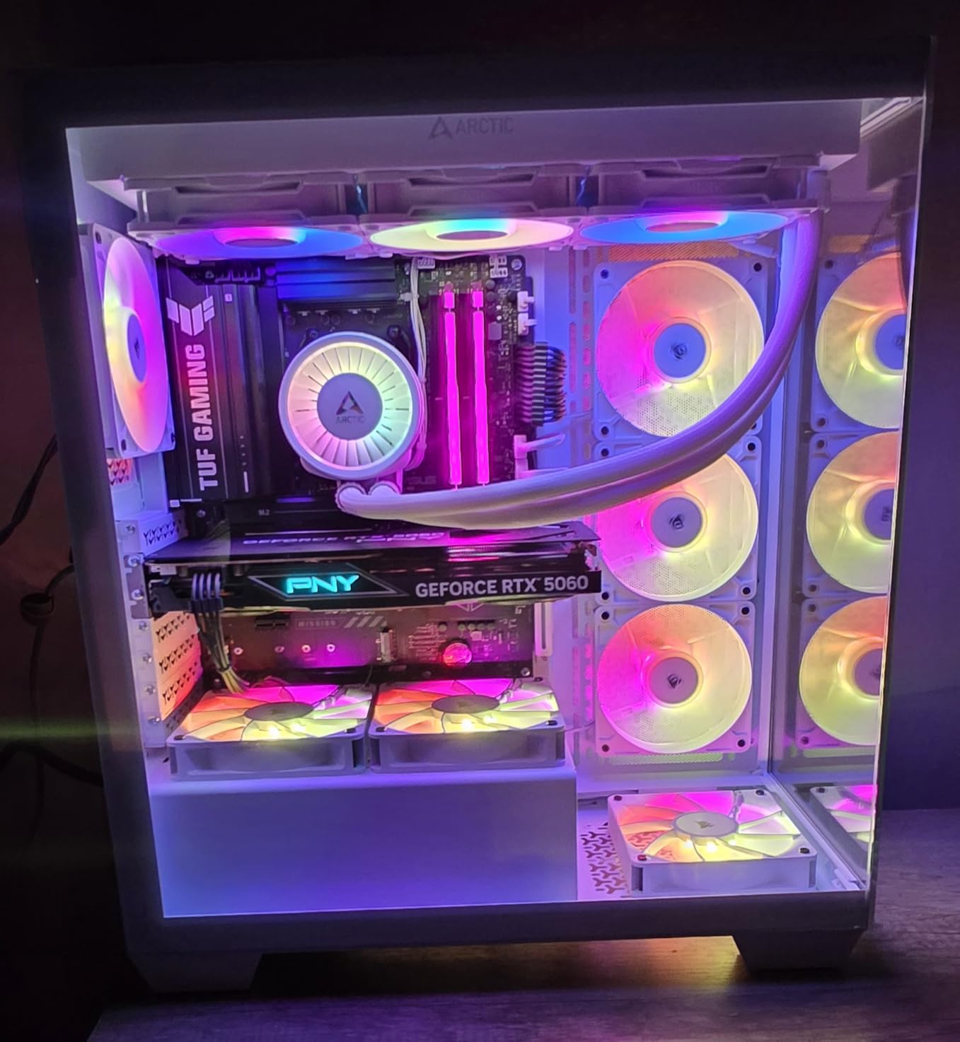 CORSAIR 3500X RS ARGB Panoramic Mid-Tower PC Case – Black customer photo 2