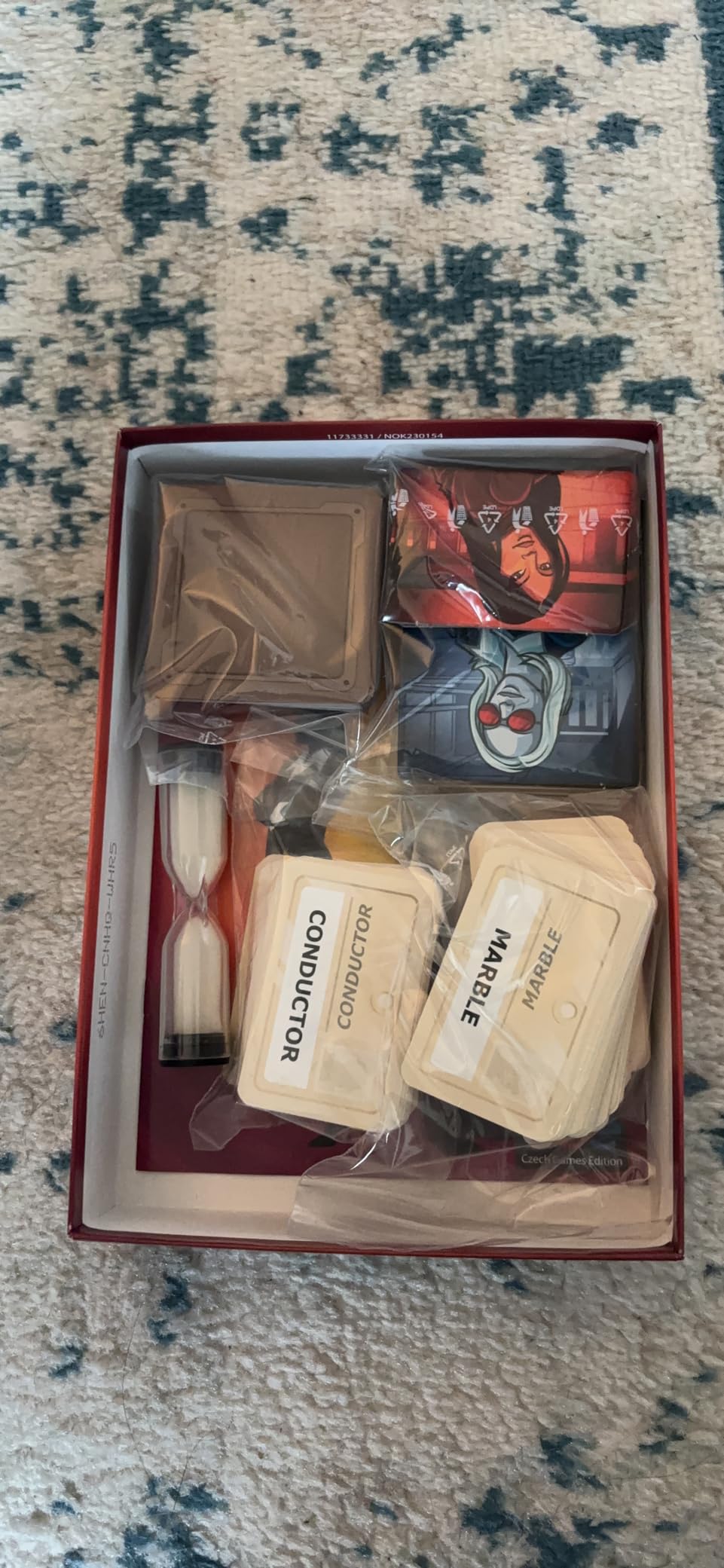 CGE Codenames Board Game (2nd Edition) | The Top Secret Word Association Party Game for Friends & Family Game Nights, 4+ Players customer photo 1