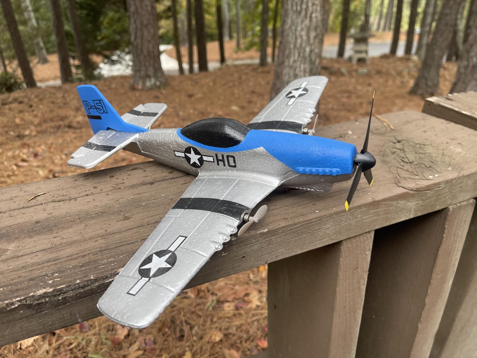 AIGIMU 3CH P-51 RC Airplane with 6-Axis Gyro for Beginners, Ready to Fly | Dual motors, 2 speed modes, hand-launch or glide takeoff, 40+ min runtime, 500 ft range, 2.4GHz control, durable EPP foam customer photo 1