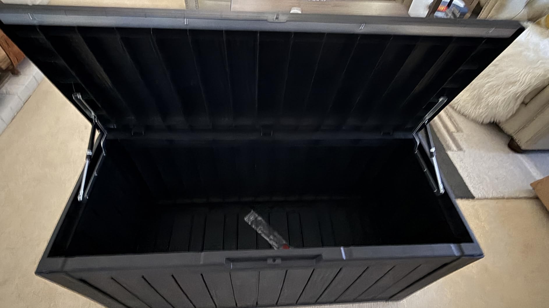 270 Gallon Lockable Resin Outdoor Storage Box, Waterproof & Weather Resistant Deck Box for Patio Cushion, Garden Tools & Pool Accessories, Gray New customer photo 1
