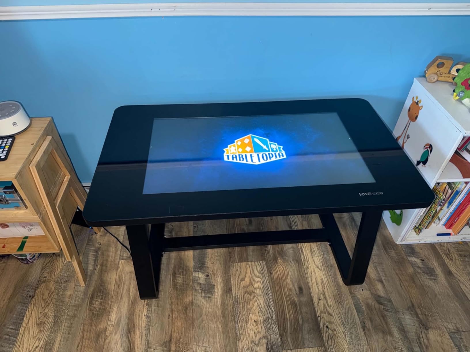 MWE 32 Inch Game Table, Multifunctional Touchscreen Table, Detachable Interactive Display for Indoor Entertainment, Meetings & Education, Android 13, 8+128GB customer photo 2