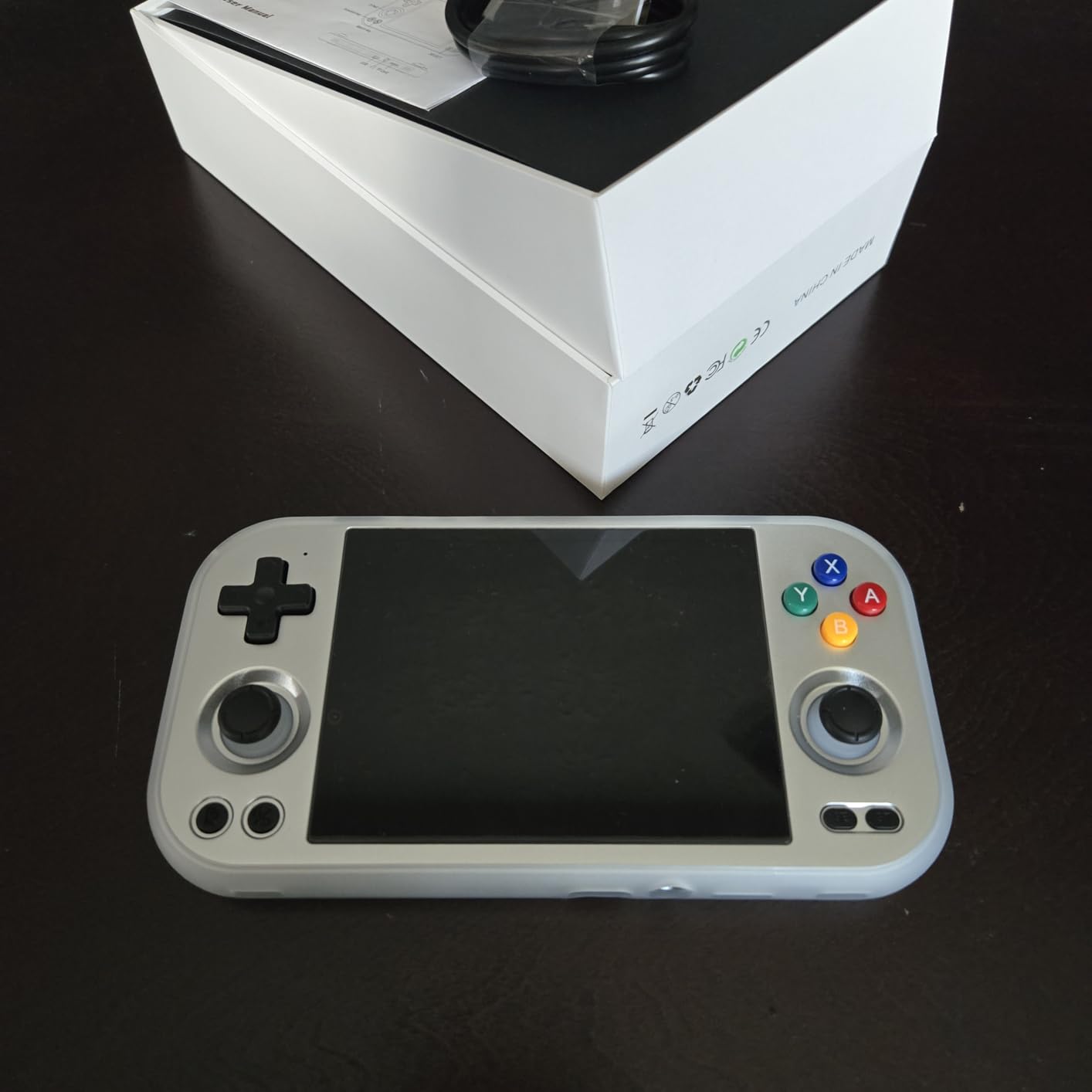 RG477M Retro Handheld Game Console, Aluminum Alloy CNC Dimensity 8300 Android14 System 4.7-inch Touch Handheld Game Console WiFi/Bluetooth Hall Joystick RGB Light 5300mah customer photo 2