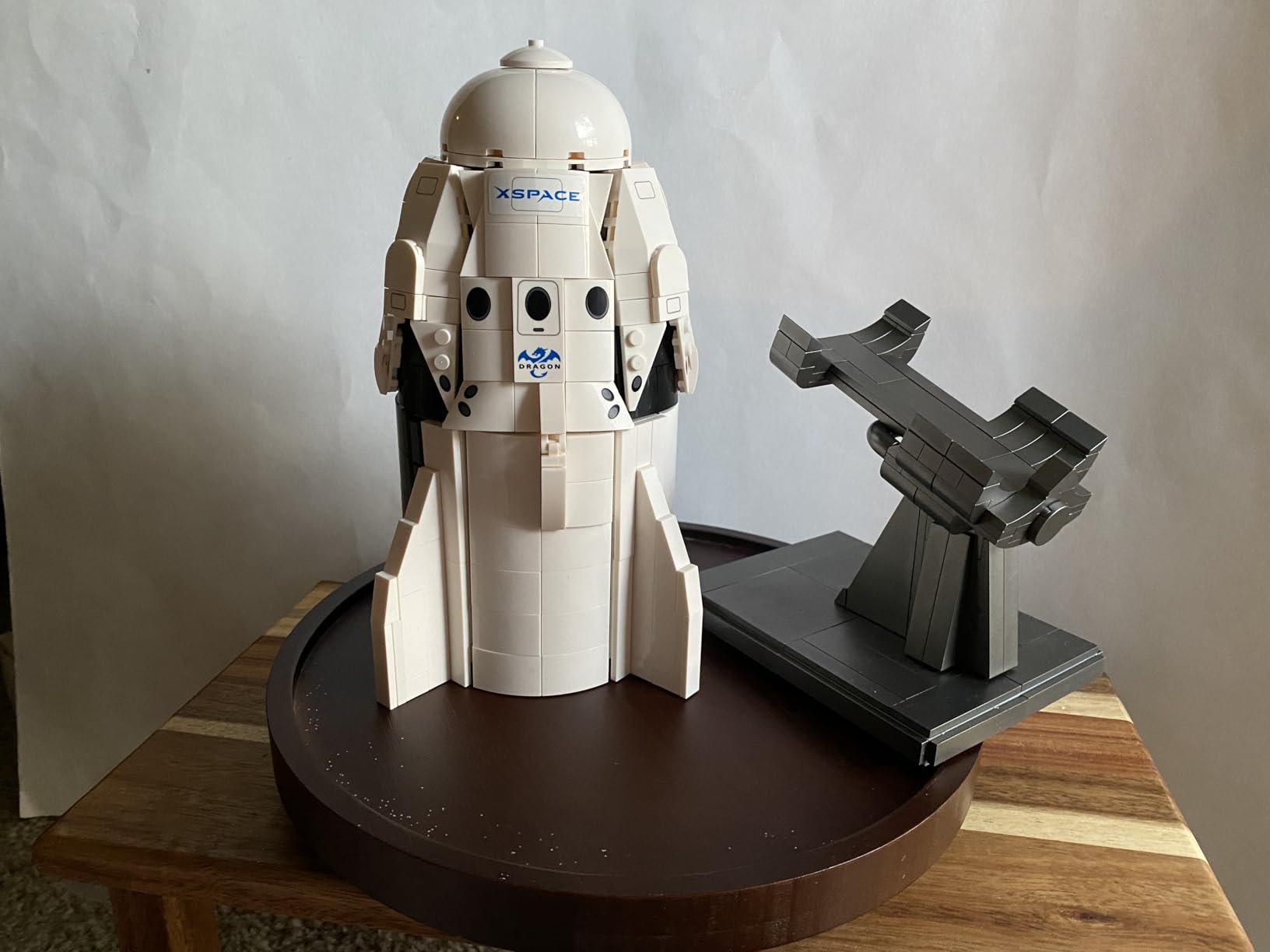 Dragon2 Space Rocket Ship Building Set, Space Shuttle Model Kit, 850PCS customer photo 2