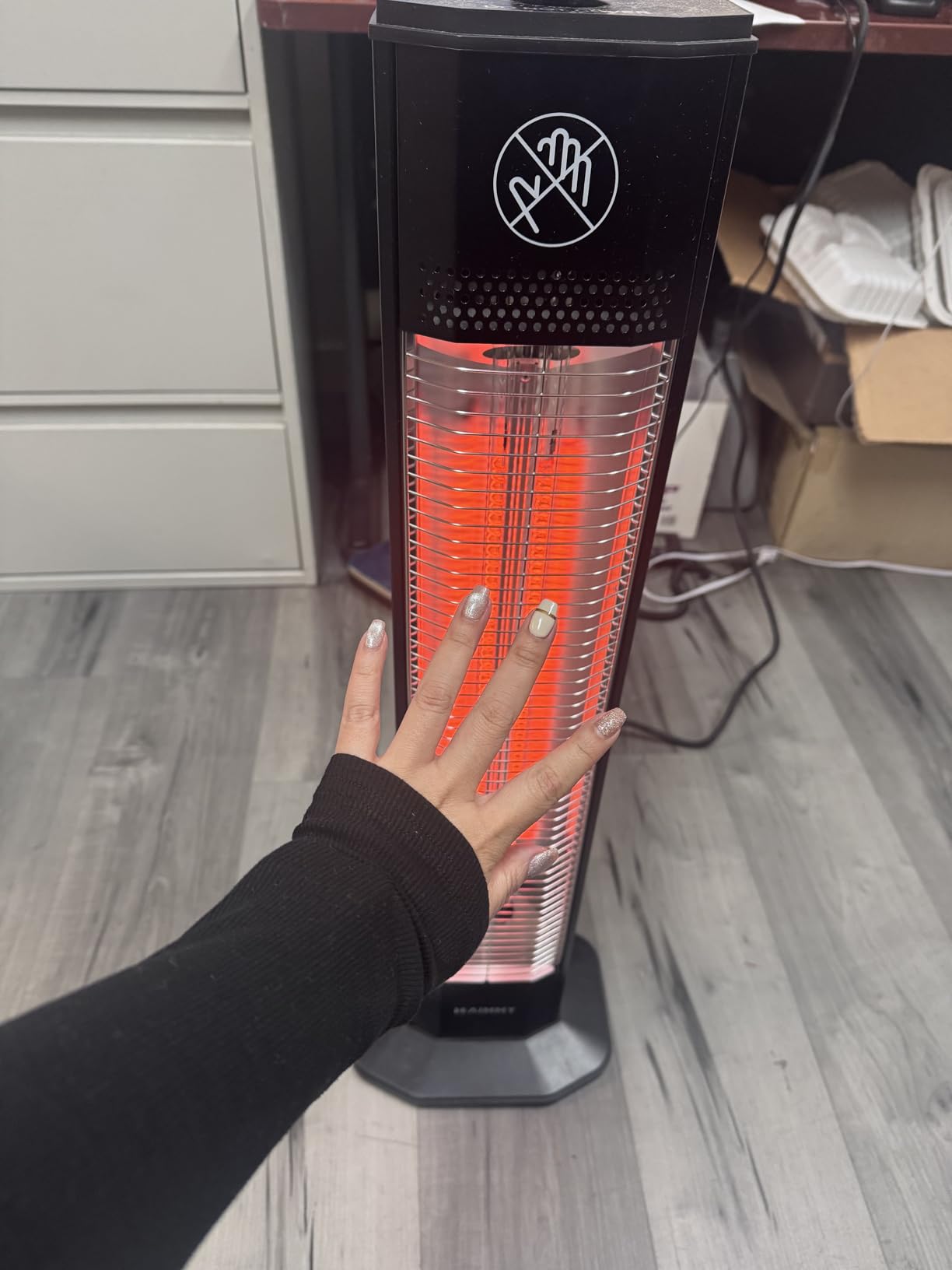Outdoor Electric Patio Heater, 34-inch 1500W Infrared Tower Heater with Instant Heating, Tip-Over & Overheat Protection, IPX5 Waterproof Space Heater for Patio Garage Workshop Indoor & Outdoor Use customer photo 2