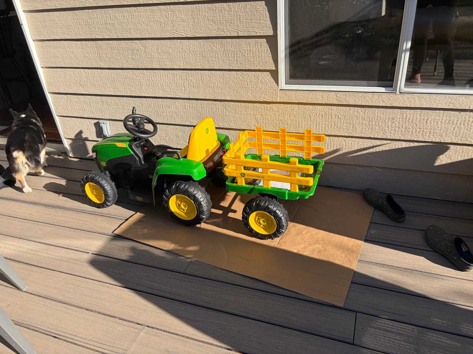 Peg Perego John Deere Farm Power 12 Volt Ride-on Tractor and Trailer with Remote Control customer photo 2
